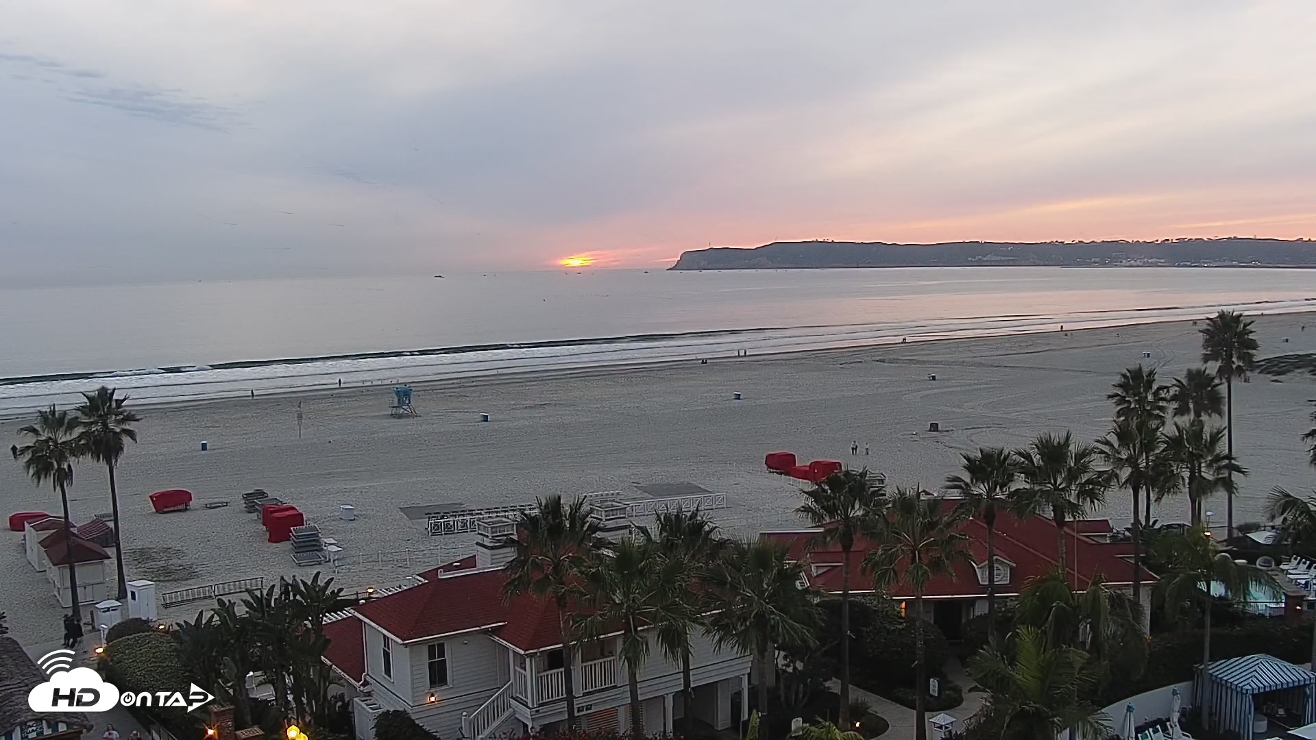 Snapshot of Hotel Del Coronado North Roaming Live Cam taken Jan 28, 2026, 5:18pm PST