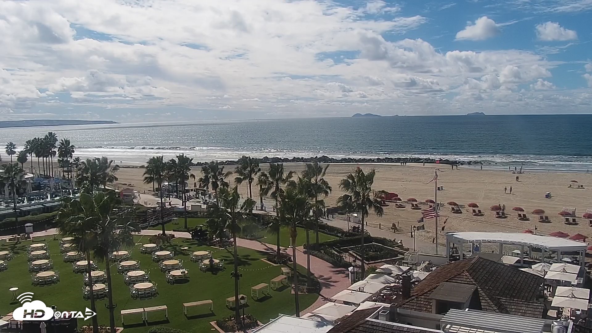 Snapshot of Hotel Del Coronado North Roaming Live Cam taken Oct 22, 2026, 11:39am PDT