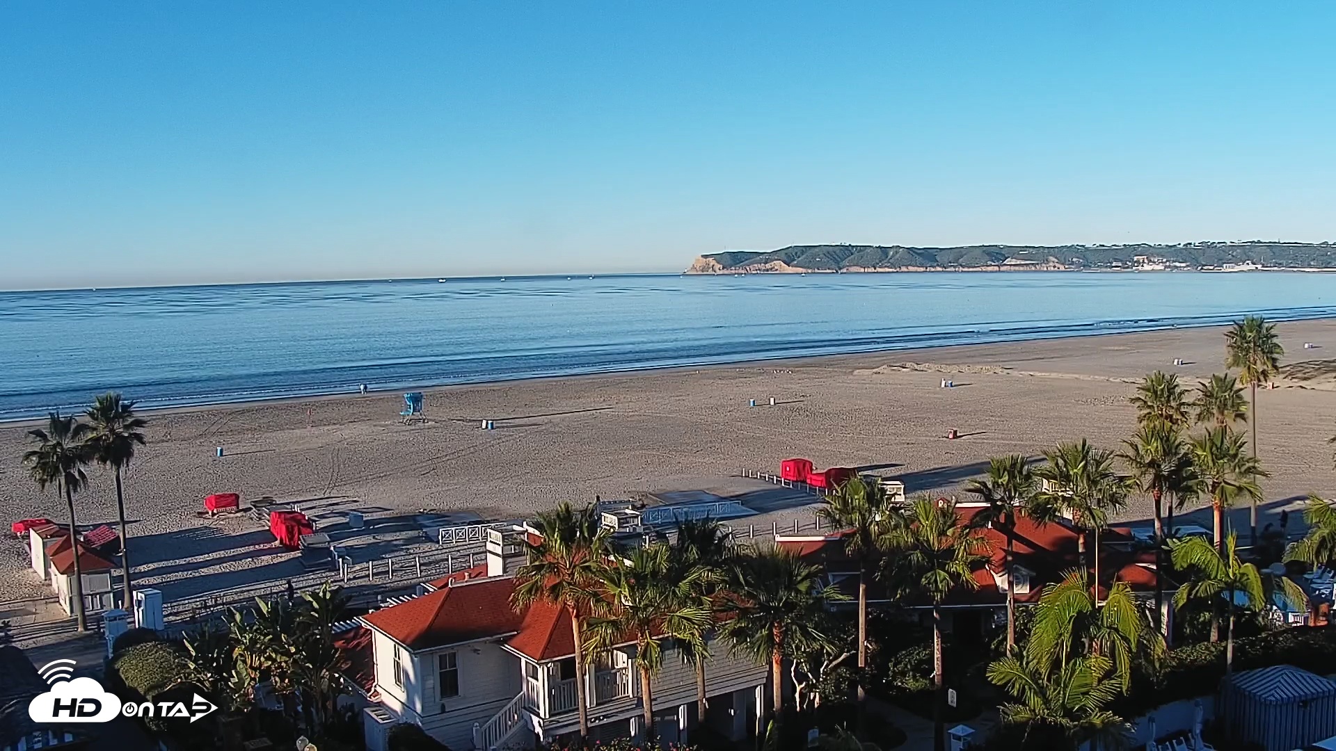 Snapshot of Hotel Del Coronado North Roaming Live Cam taken Jan 11, 2026, 7:42am PST