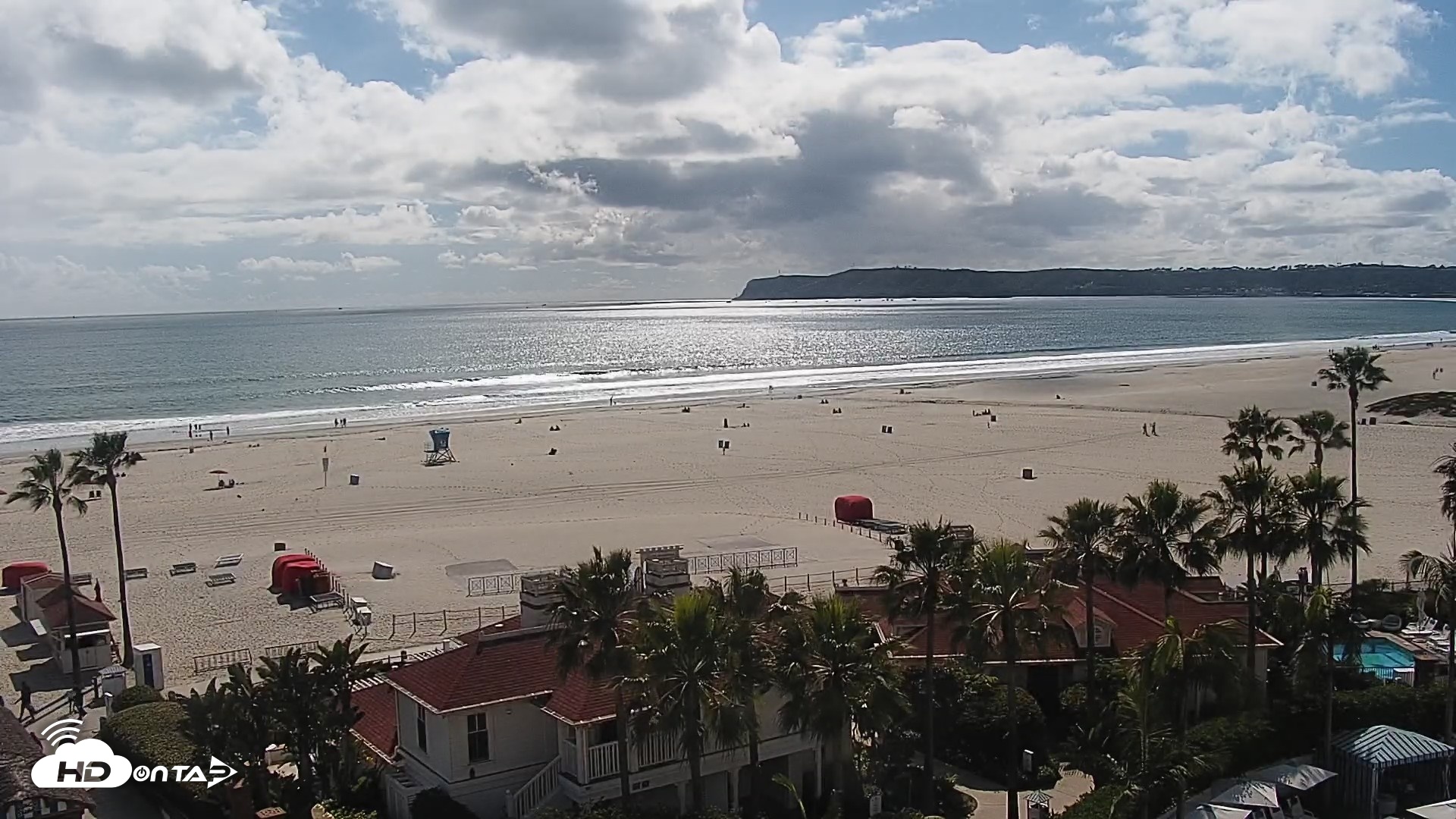 Snapshot of Hotel Del Coronado North Roaming Live Cam taken Apr 13, 2026, 4:01pm PDT