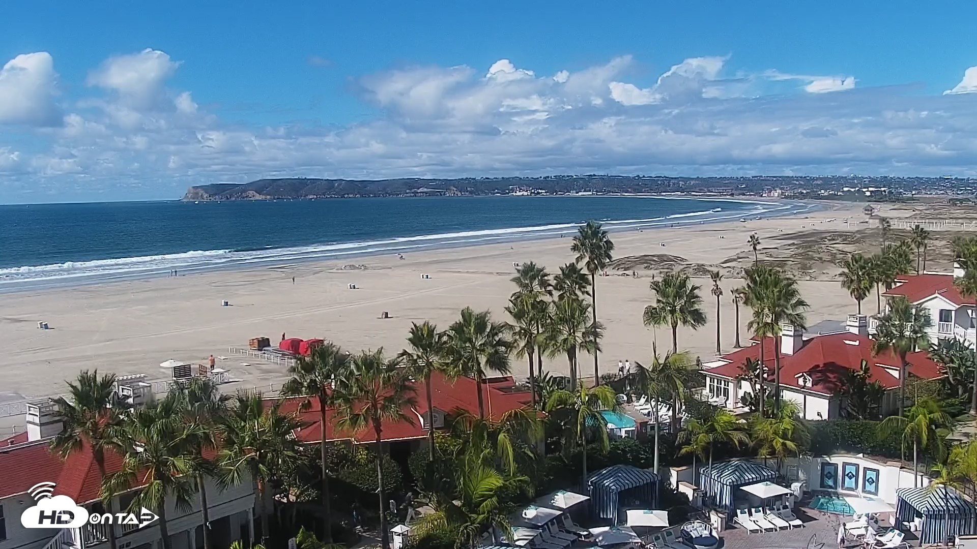 Snapshot of Hotel Del Coronado North Roaming Live Cam taken Oct 22, 2026, 11:38am PDT