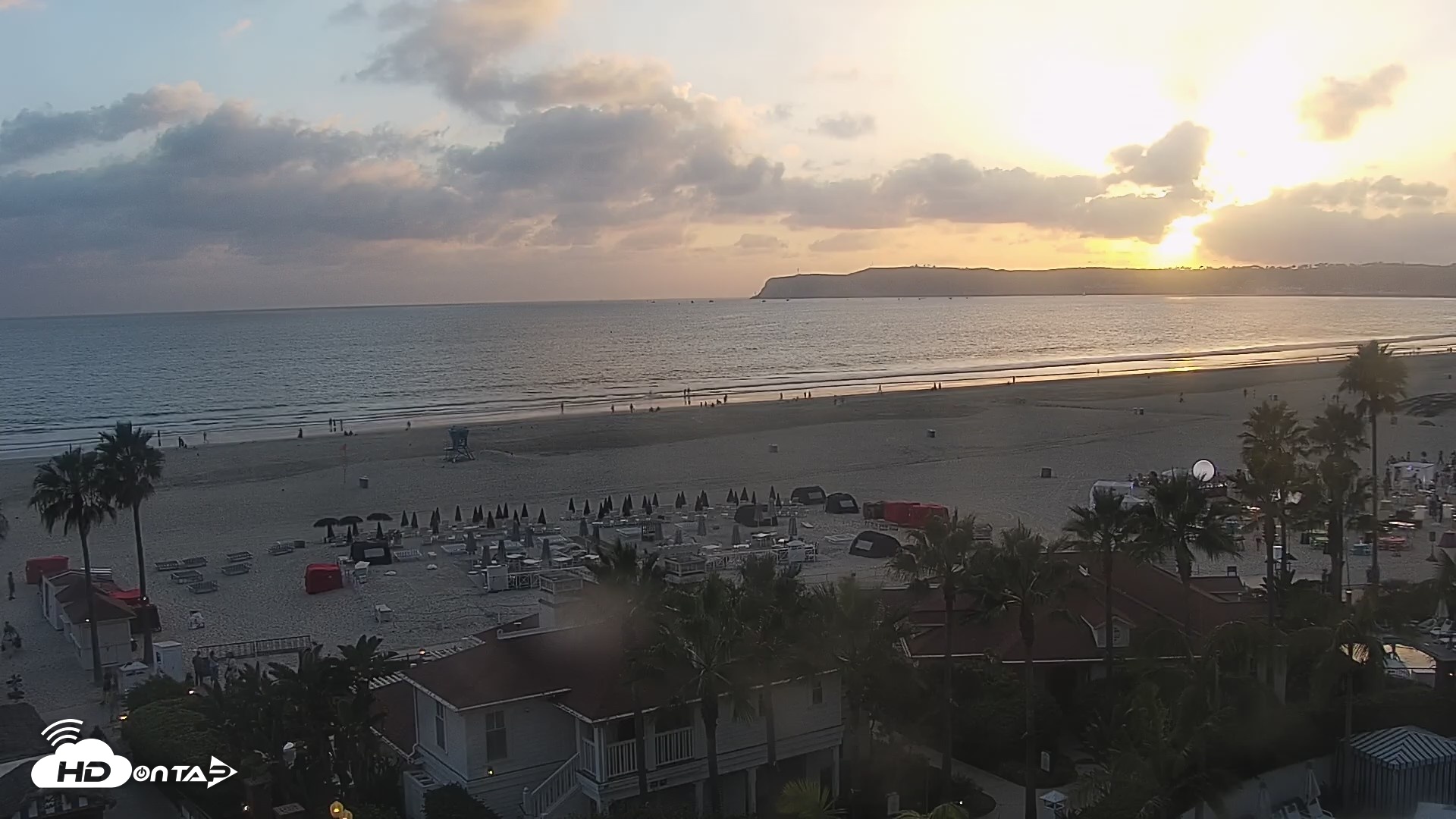 Snapshot of Hotel Del Coronado North Roaming Live Cam taken Sep 16, 2026, 6:38pm PDT