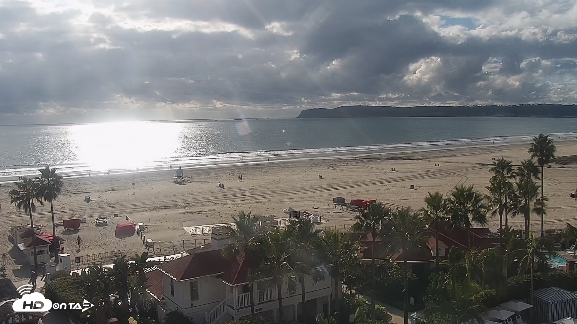 Snapshot of Hotel Del Coronado North Roaming Live Cam taken Oct 23, 2026, 3:55pm PDT