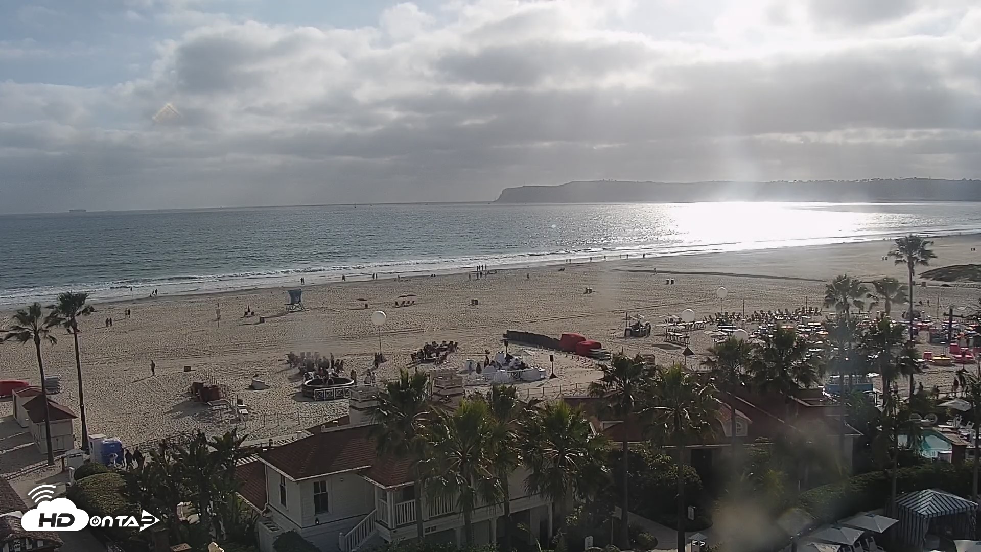 Snapshot of Hotel Del Coronado North Roaming Live Cam taken Apr 24, 2026, 5:30pm PDT