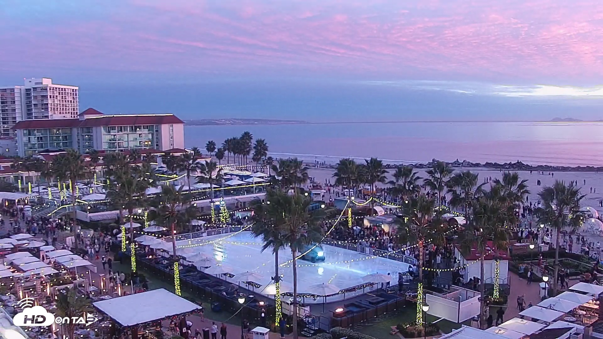 Snapshot of Hotel Del Coronado North Roaming Live Cam taken Dec 29, 2025, 5:01pm PST