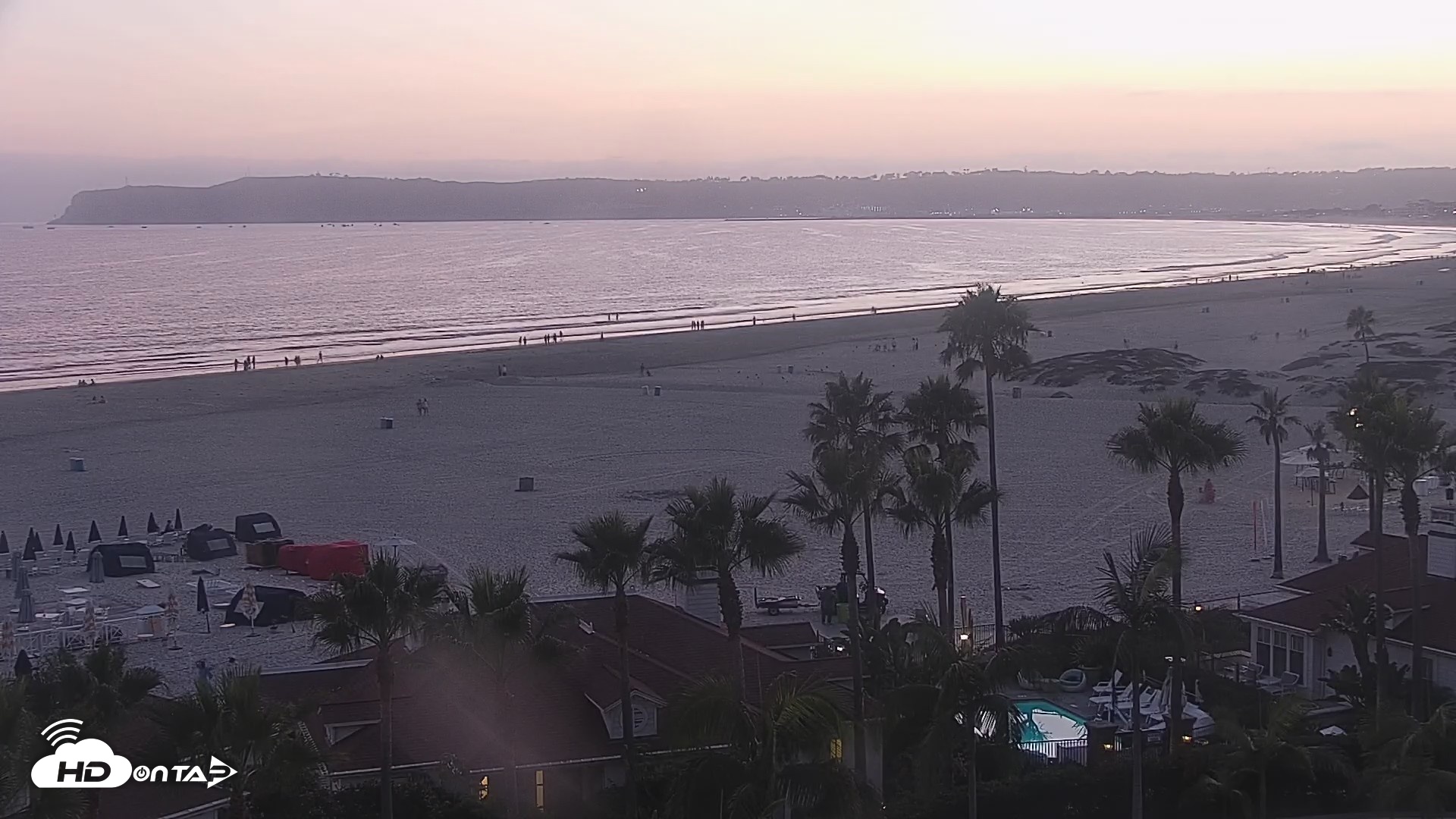 Snapshot of Hotel Del Coronado North Roaming Live Cam taken Aug 6, 2026, 7:56pm PDT