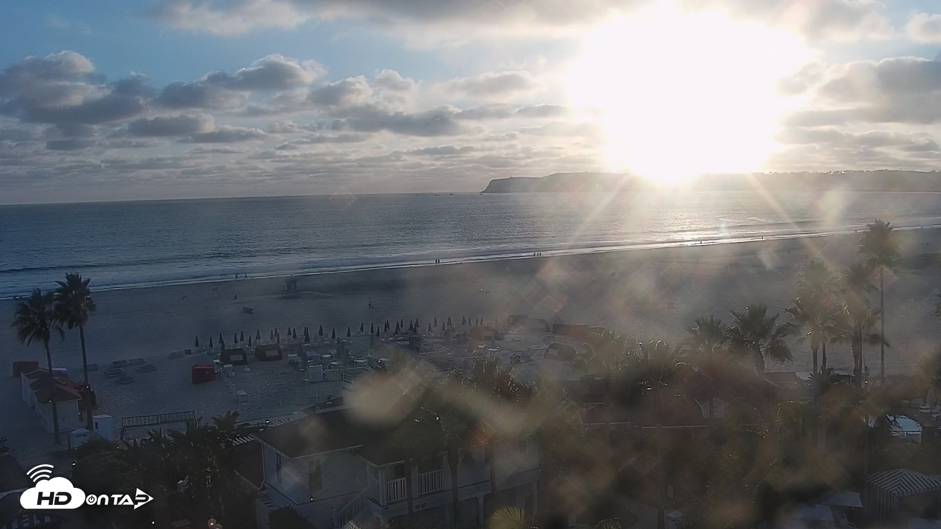 Snapshot of Hotel Del Coronado North Roaming Live Cam taken Sep 22, 2026, 6:19pm PDT