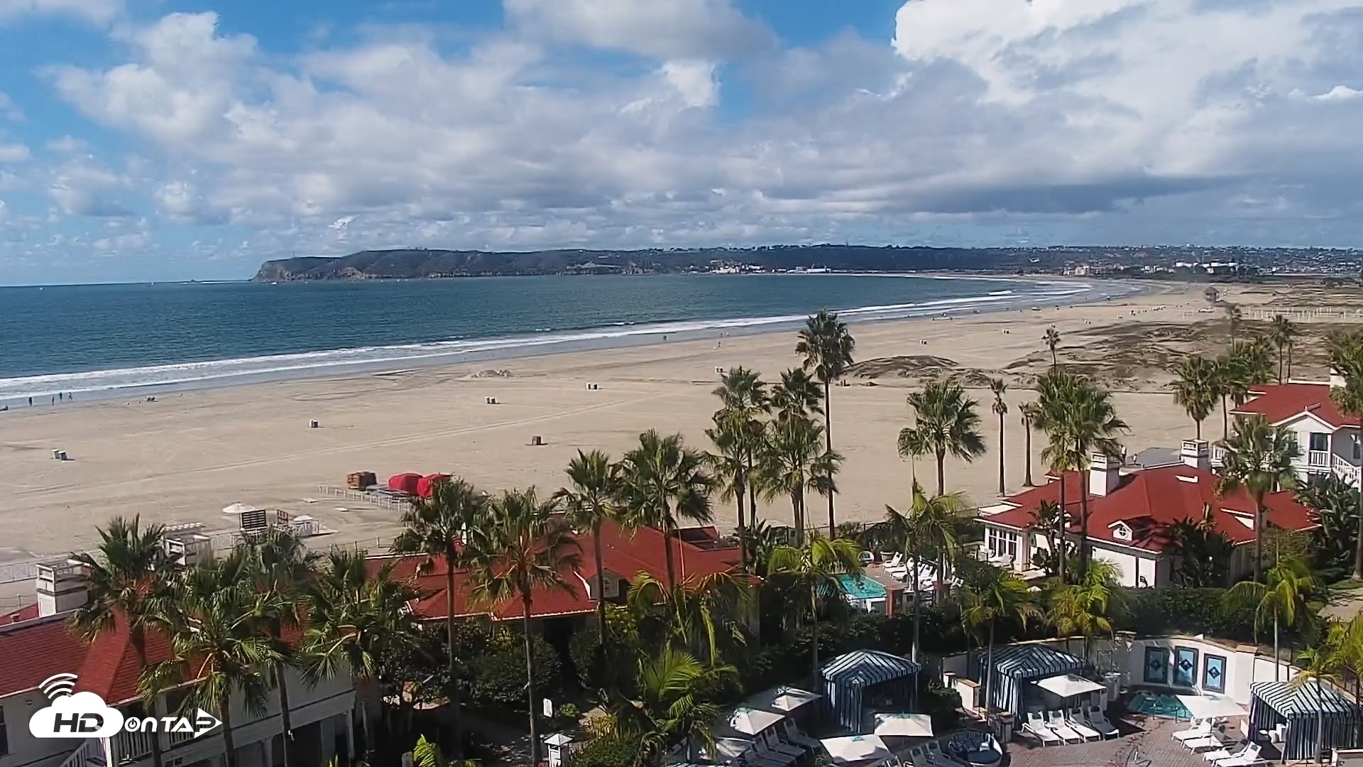 Snapshot of Hotel Del Coronado North Roaming Live Cam taken Oct 22, 2026, 12:19pm PDT