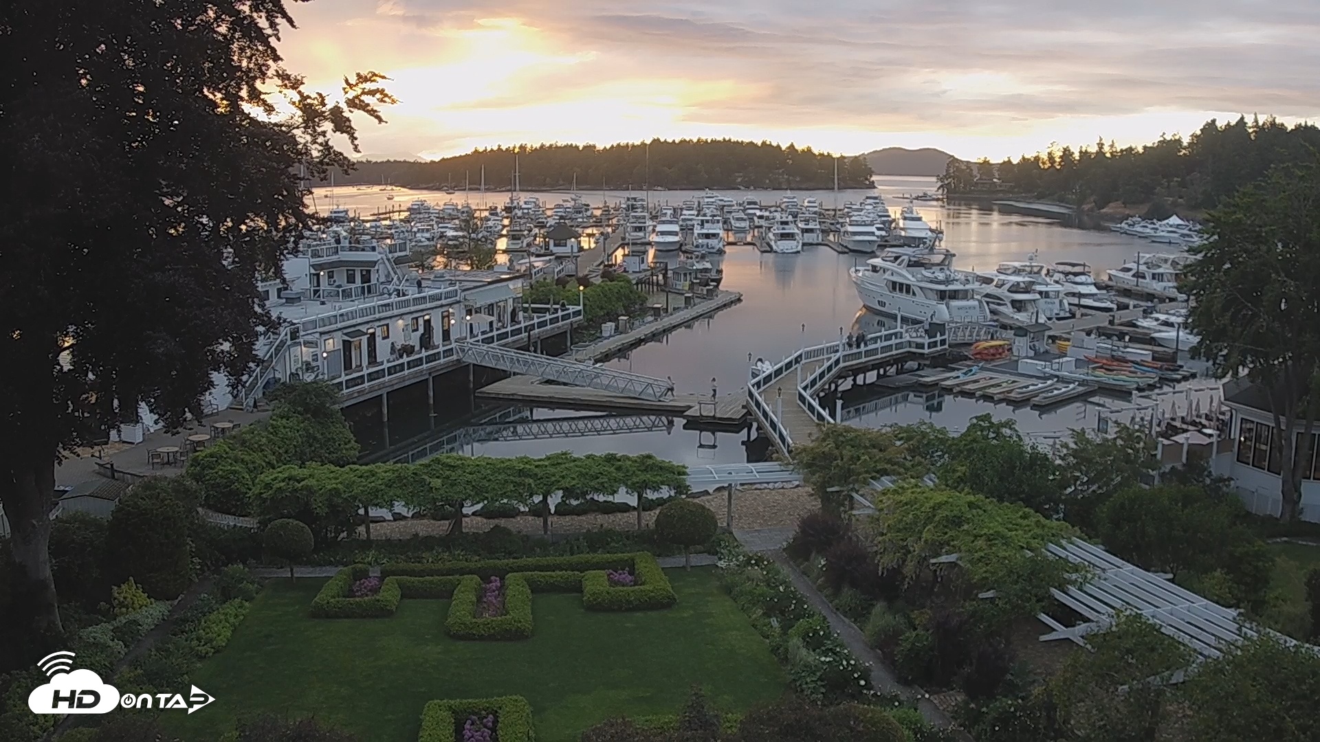 Snapshot of Roche Harbor Marina Live Webcam taken May 31, 2025, 8:53pm PDT