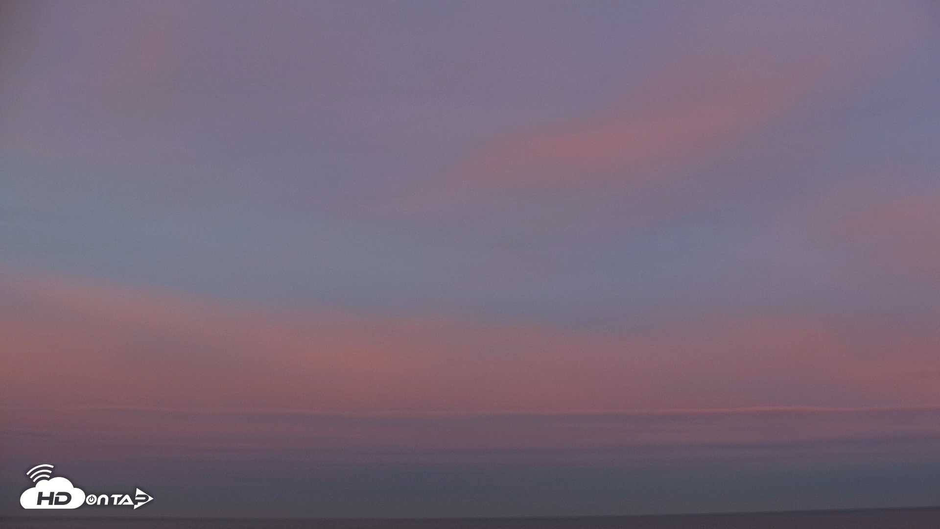 Snapshot of Sunset Bay Lake Erie New York Live Webcam taken Dec 9, 2025, 7:29am EST