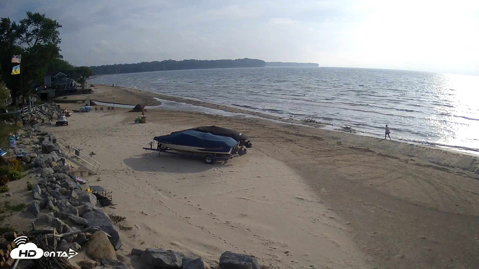 Snapshot of Sunset Bay Lake Erie New York Live Webcam taken Jul 25, 2025, 6:43pm EDT