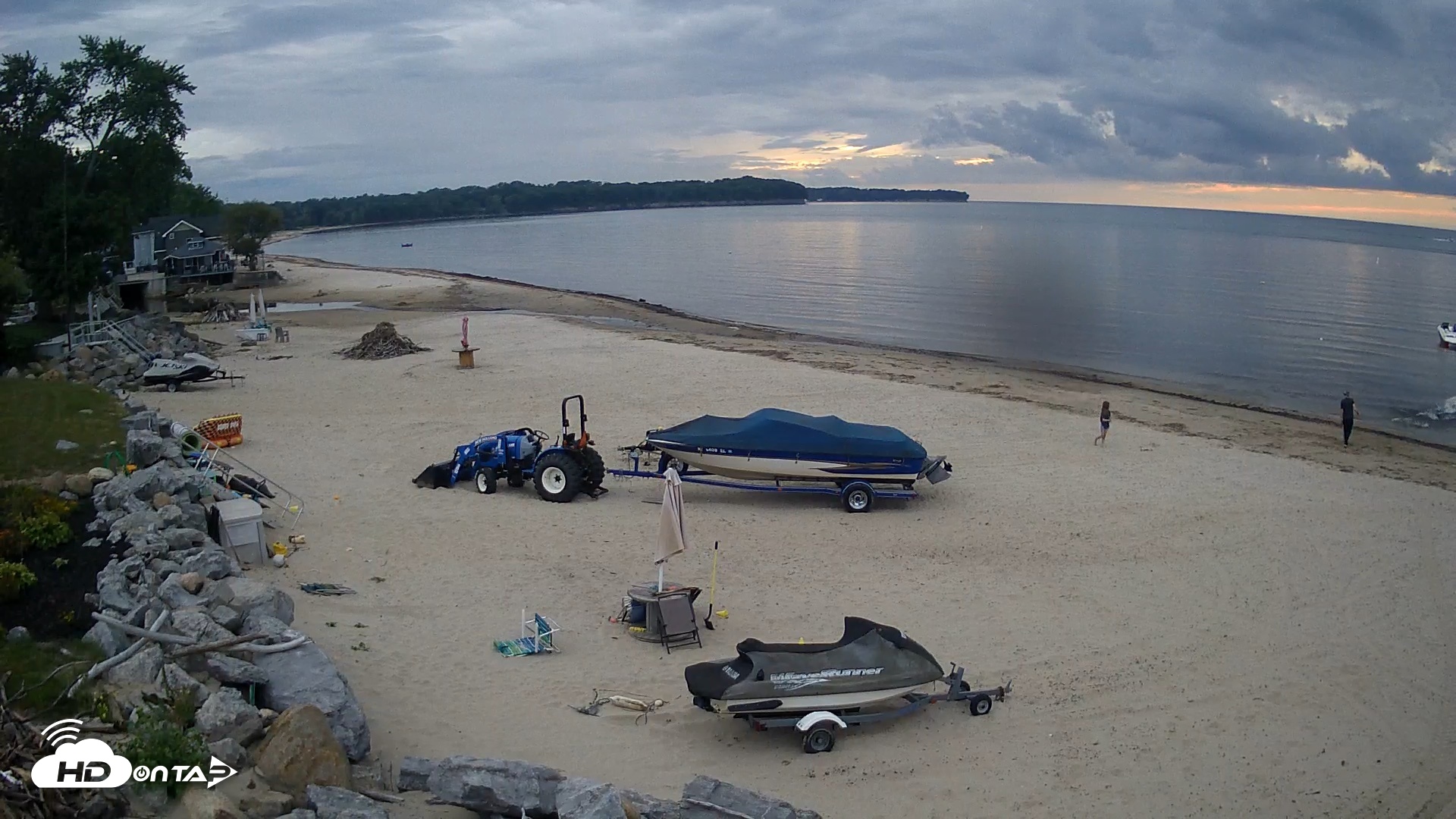 Snapshot of Sunset Bay Lake Erie New York Live Webcam taken Sep 12, 2026, 6:57pm EDT