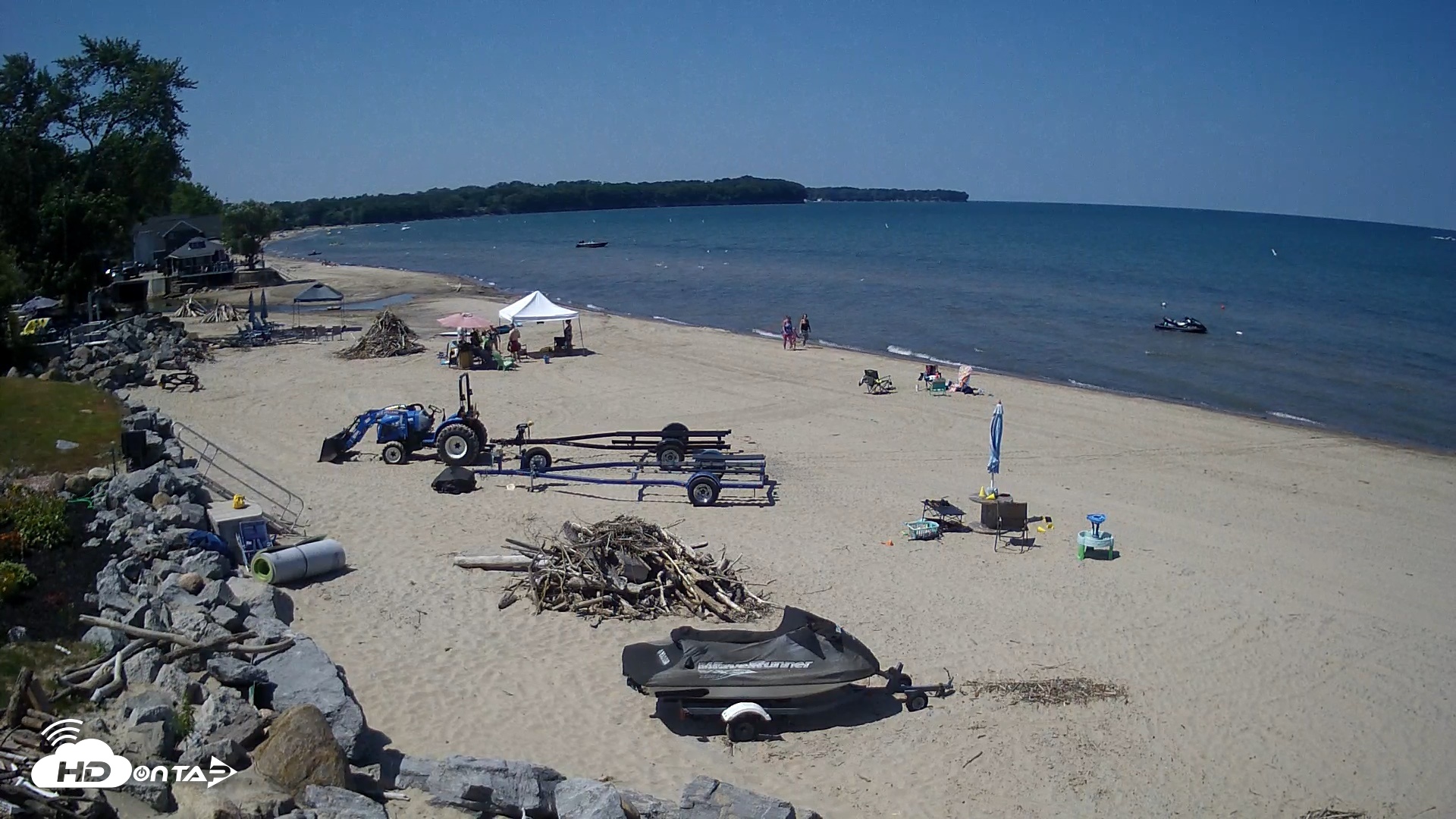 Snapshot of Sunset Bay Lake Erie New York Live Webcam taken Jul 12, 2026, 11:47am EDT