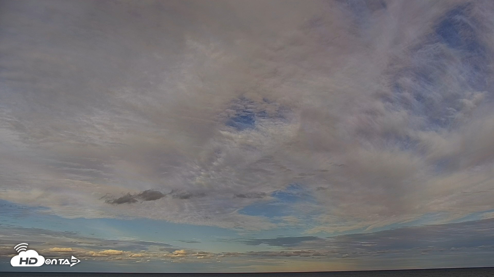 Snapshot of Sunset Bay Lake Erie New York Live Webcam taken Oct 15, 2025, 9:22am EDT