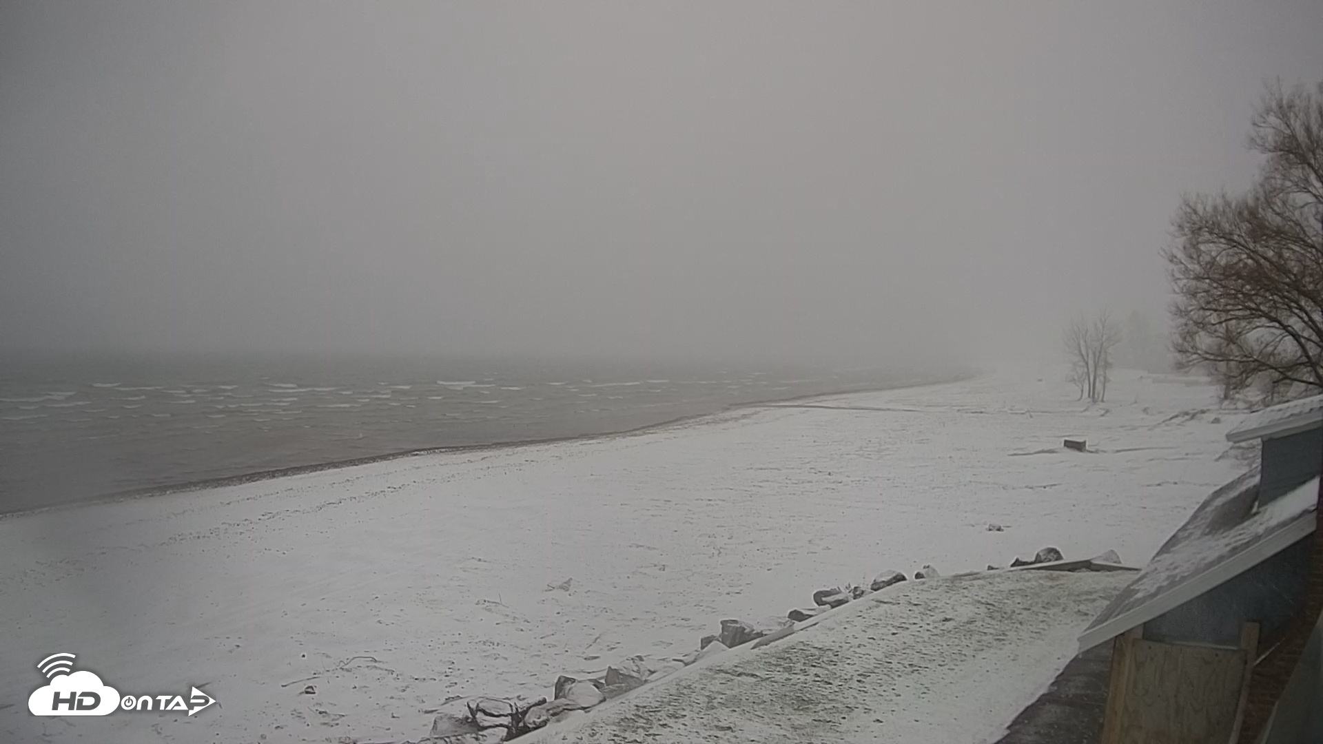 Snapshot of Sunset Bay Lake Erie New York Live Webcam taken Nov 10, 2025, 7:15am EST