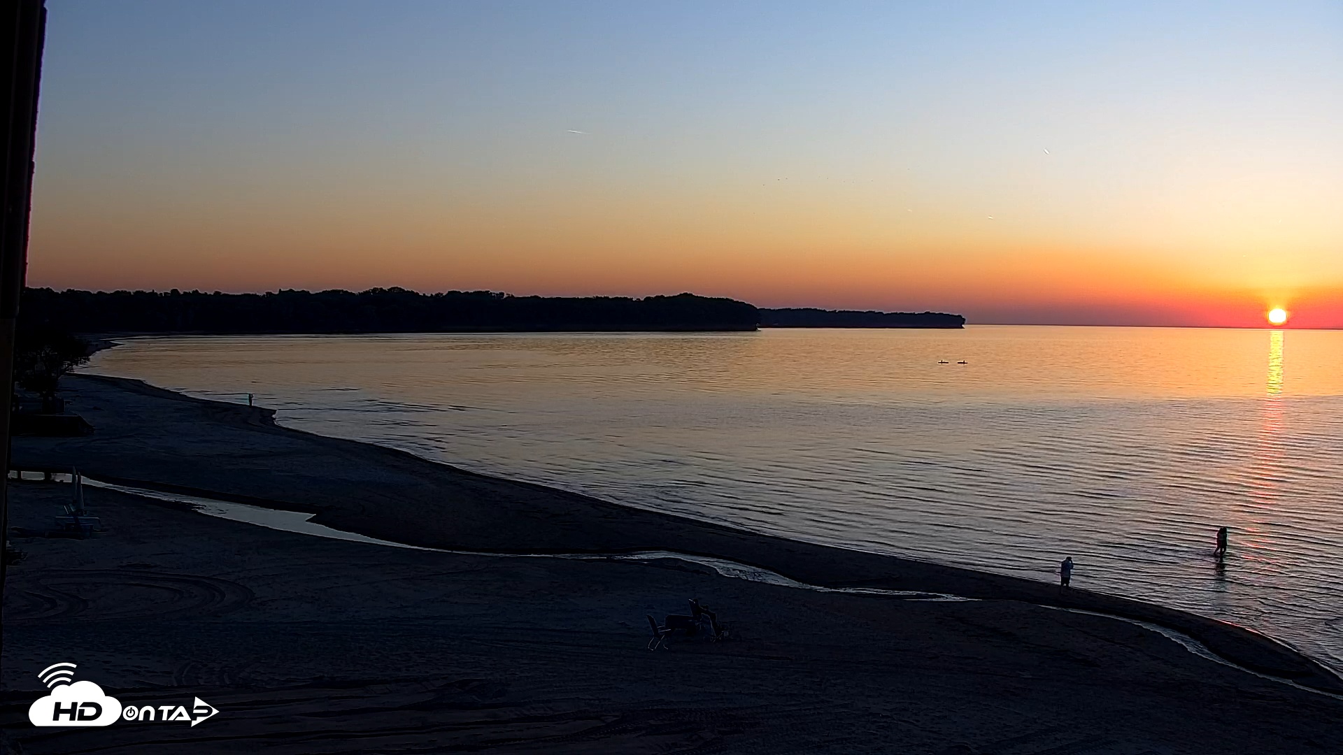 Snapshot of Sunset Bay Lake Erie New York Live Webcam taken Oct 4, 2025, 6:49pm EDT