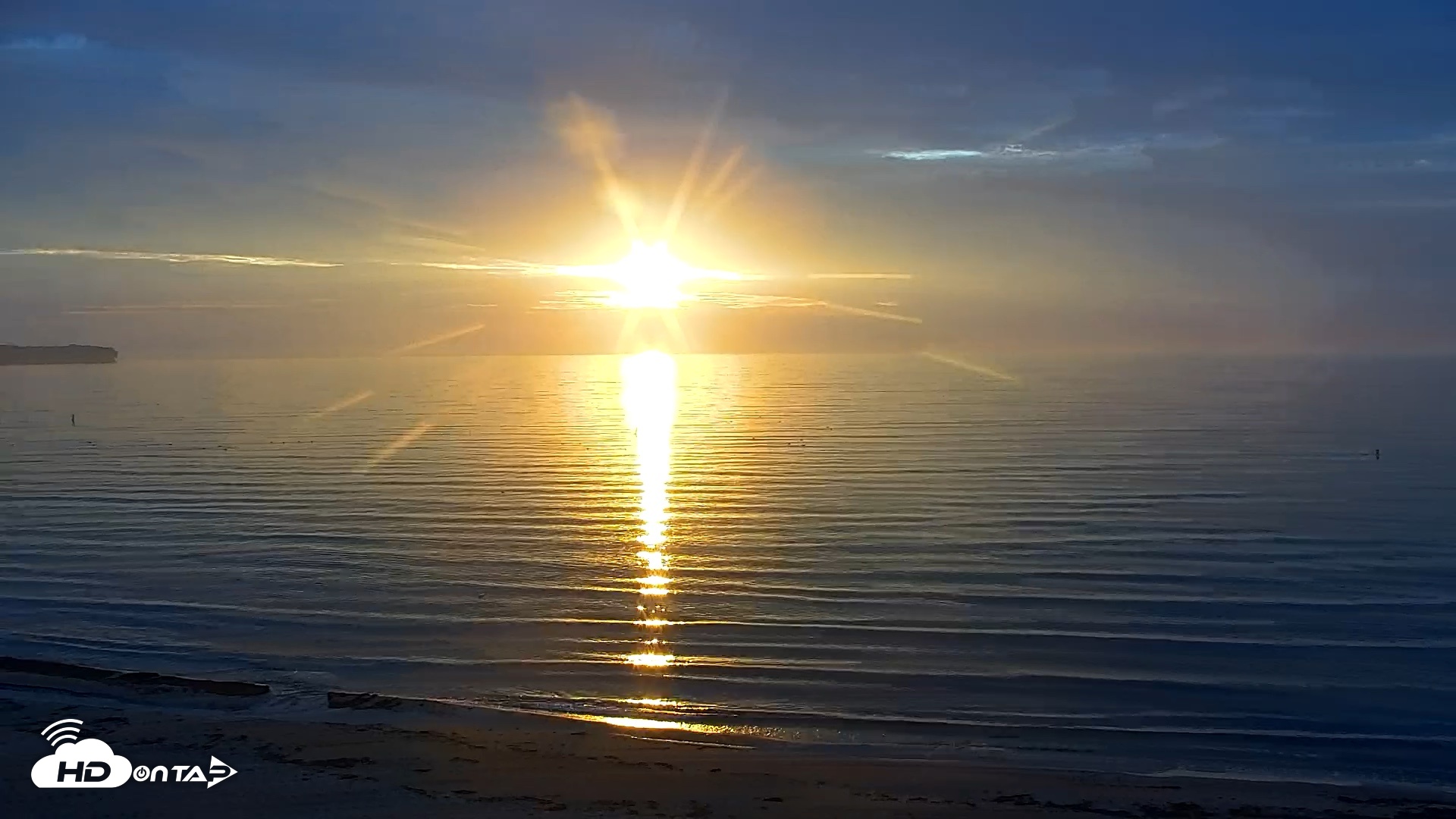 Snapshot of Sunset Bay Lake Erie New York Live Webcam taken Sep 16, 2026, 7:06pm EDT