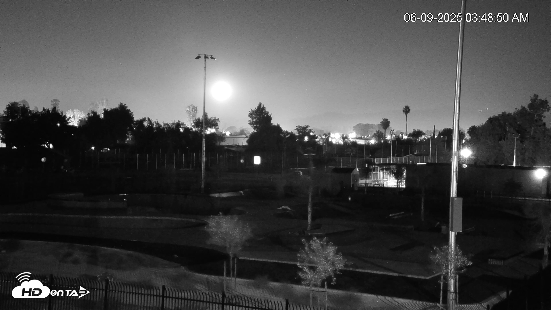 Snapshot of Hemet California Live Skate Park Webcam taken Jun 9, 2025, 3:48am PDT