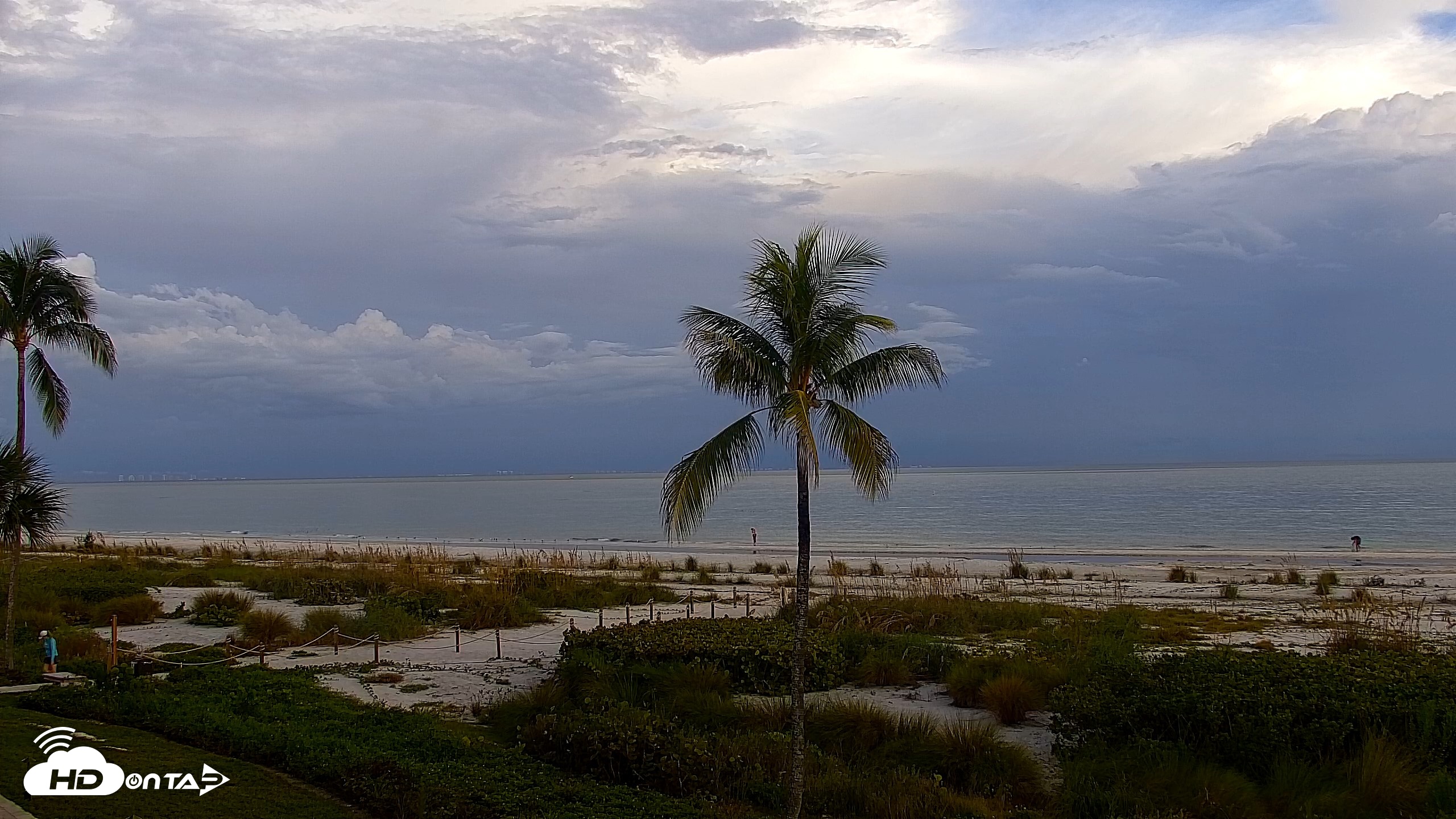 Snapshot of Sanibel Island Florida Live Beach Webcam taken Oct 16, 2026, 6:35pm EDT