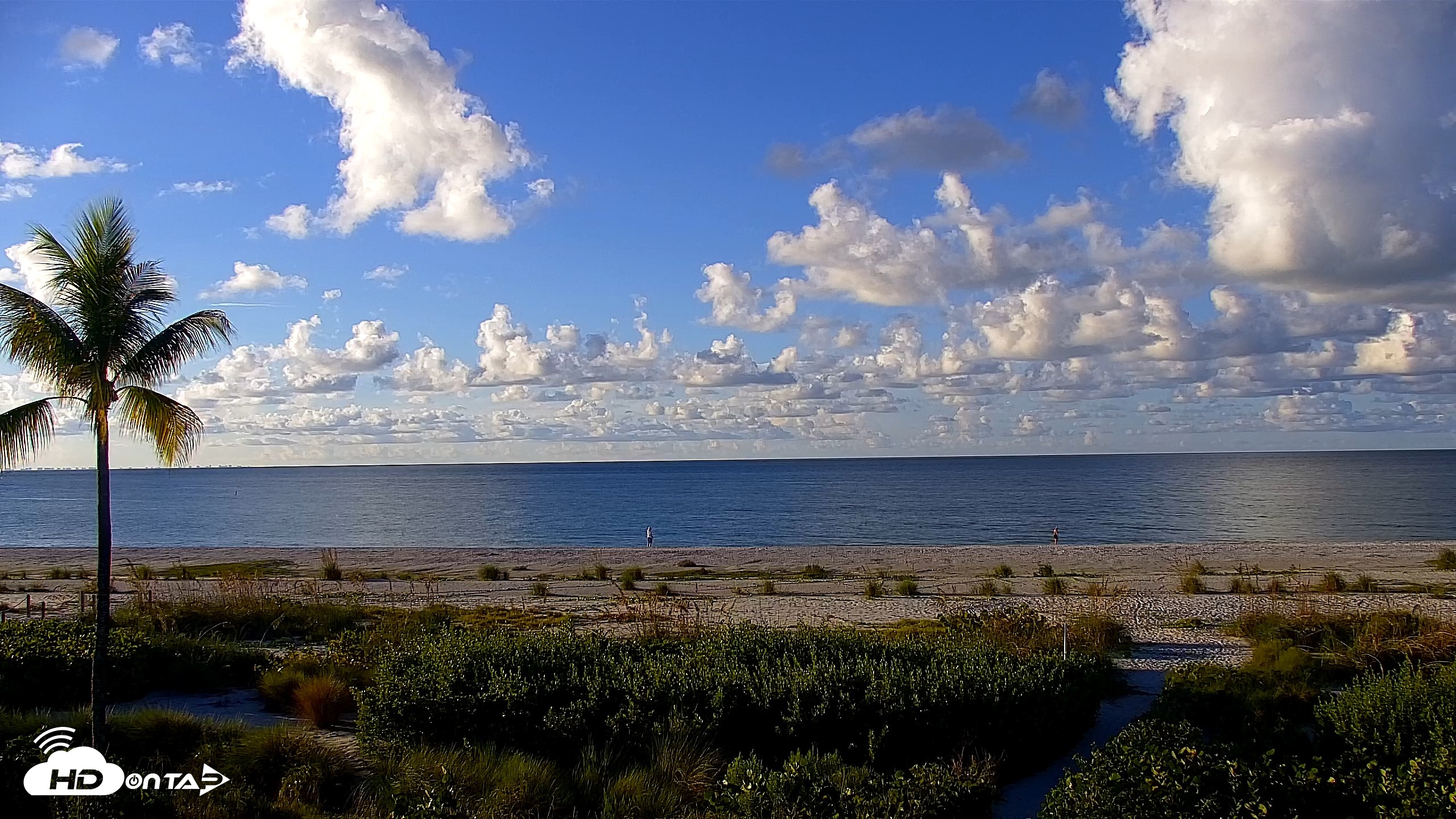 Snapshot of Sanibel Island Florida Live Beach Webcam taken Sep 7, 2026, 8:03am EDT