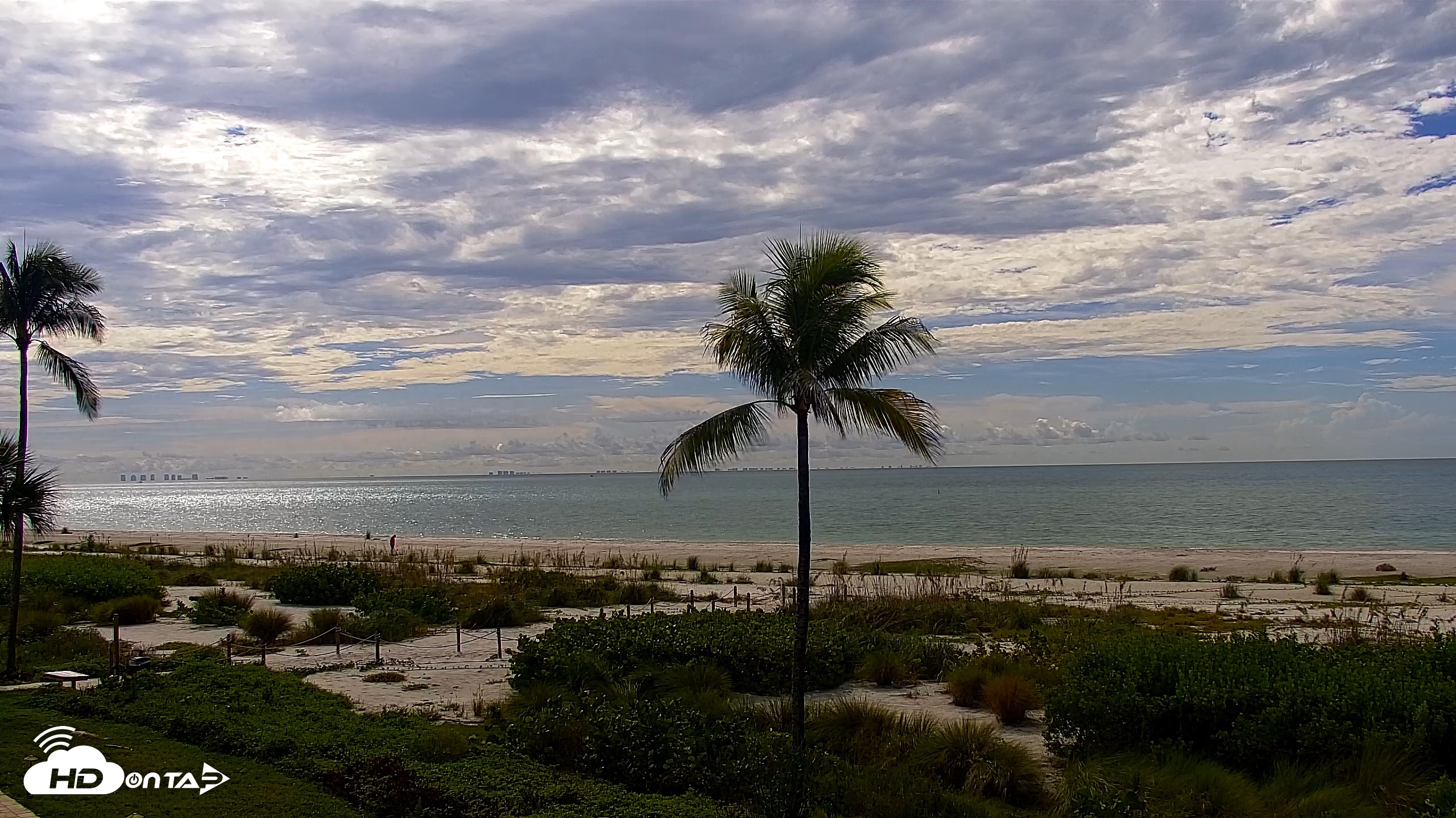 Snapshot of Sanibel Island Florida Live Beach Webcam taken Sep 8, 2026, 10:37am EDT