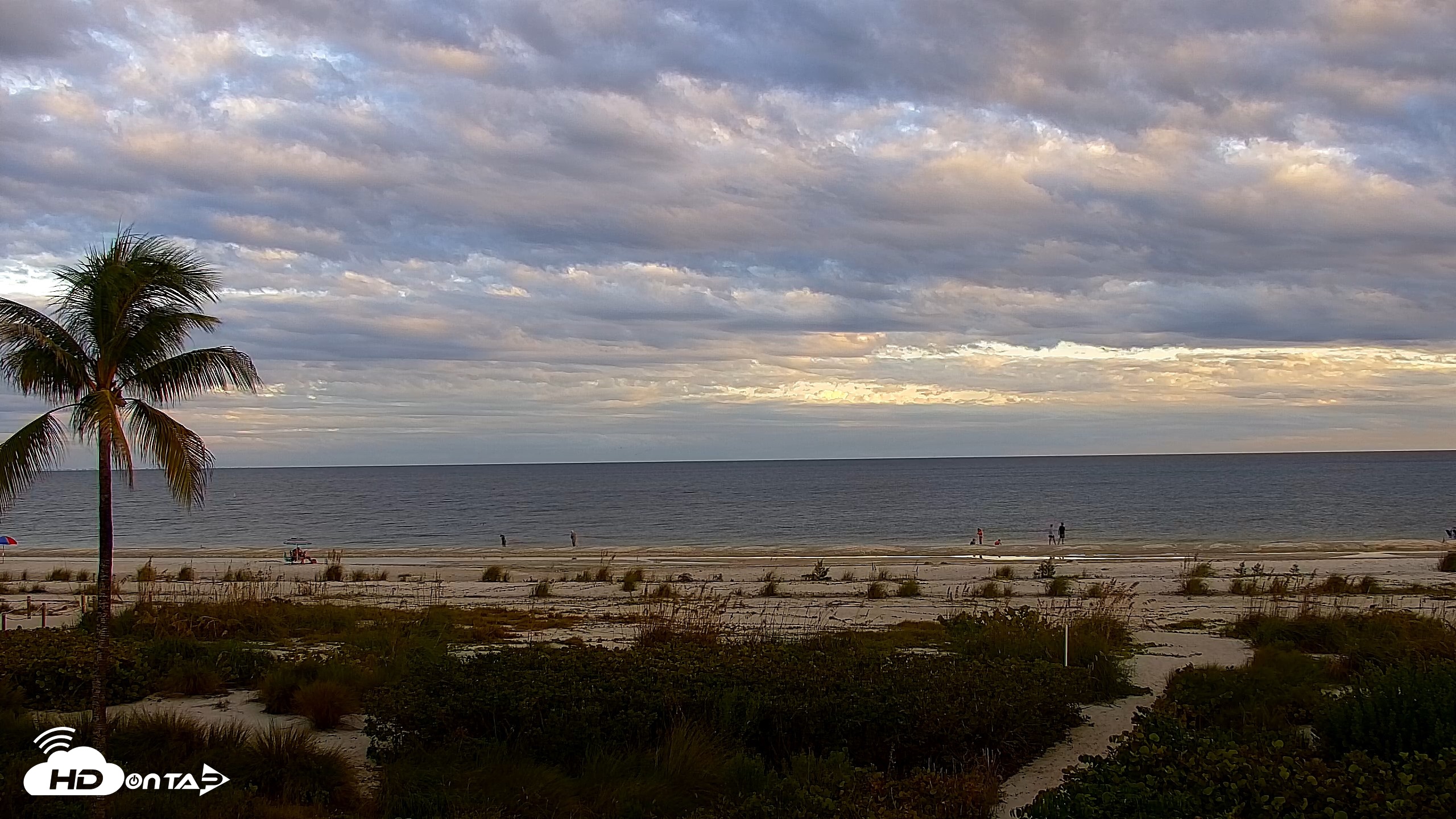 Snapshot of Sanibel Island Florida Live Beach Webcam taken Oct 23, 2026, 6:29pm EDT