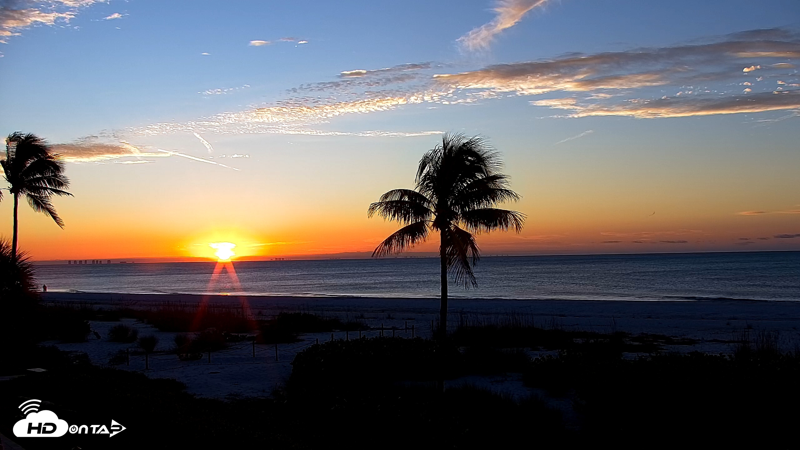 Snapshot of Sanibel Island Florida Live Beach Webcam taken Dec 30, 2025, 7:19am EST
