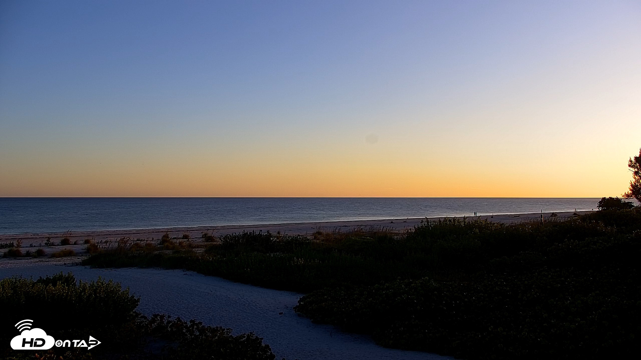 Snapshot of Sanibel Island Florida Live Beach Webcam taken Oct 20, 2026, 6:41pm EDT