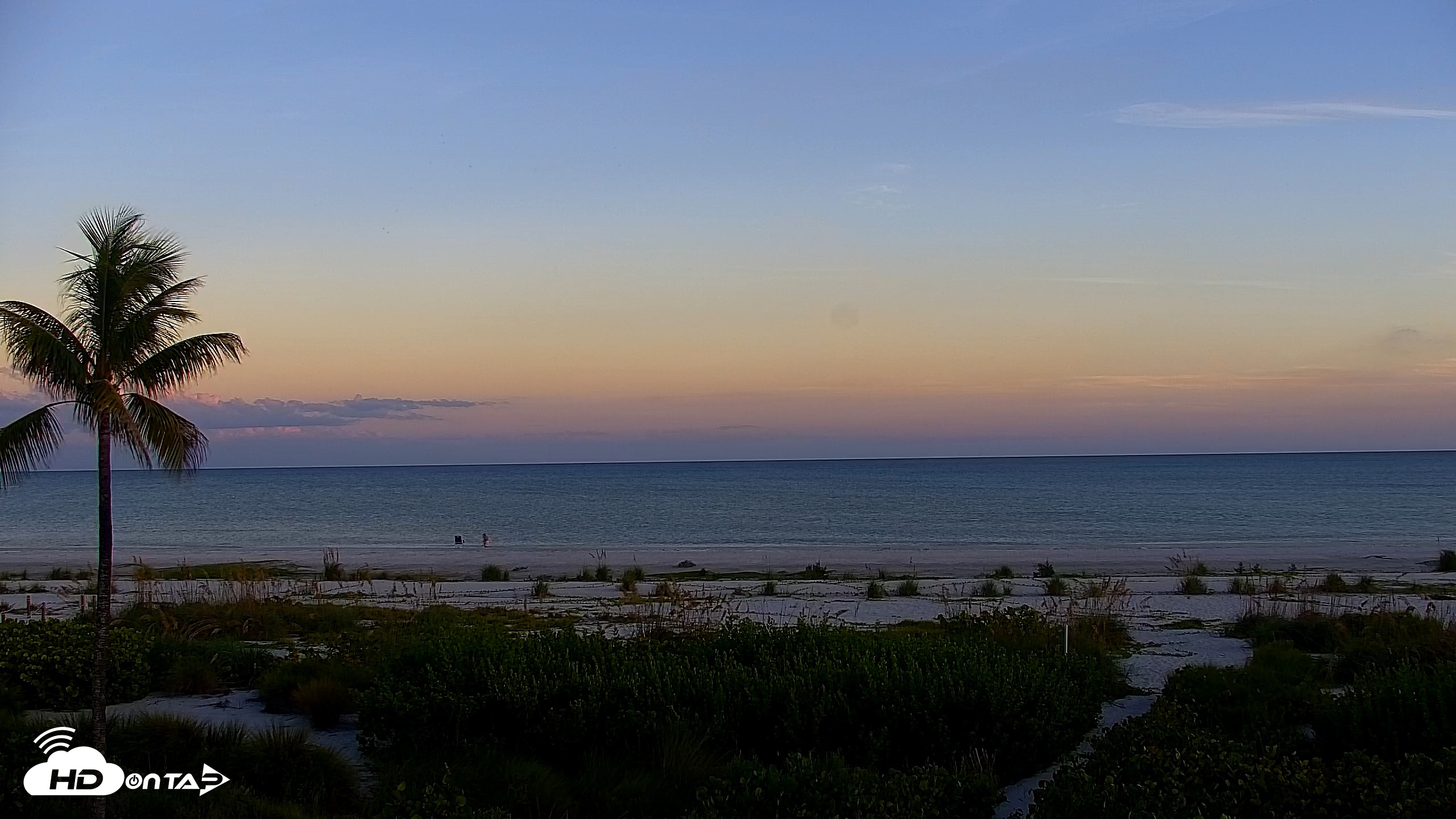 Snapshot of Sanibel Island Florida Live Beach Webcam taken Sep 25, 2026, 7:15pm EDT