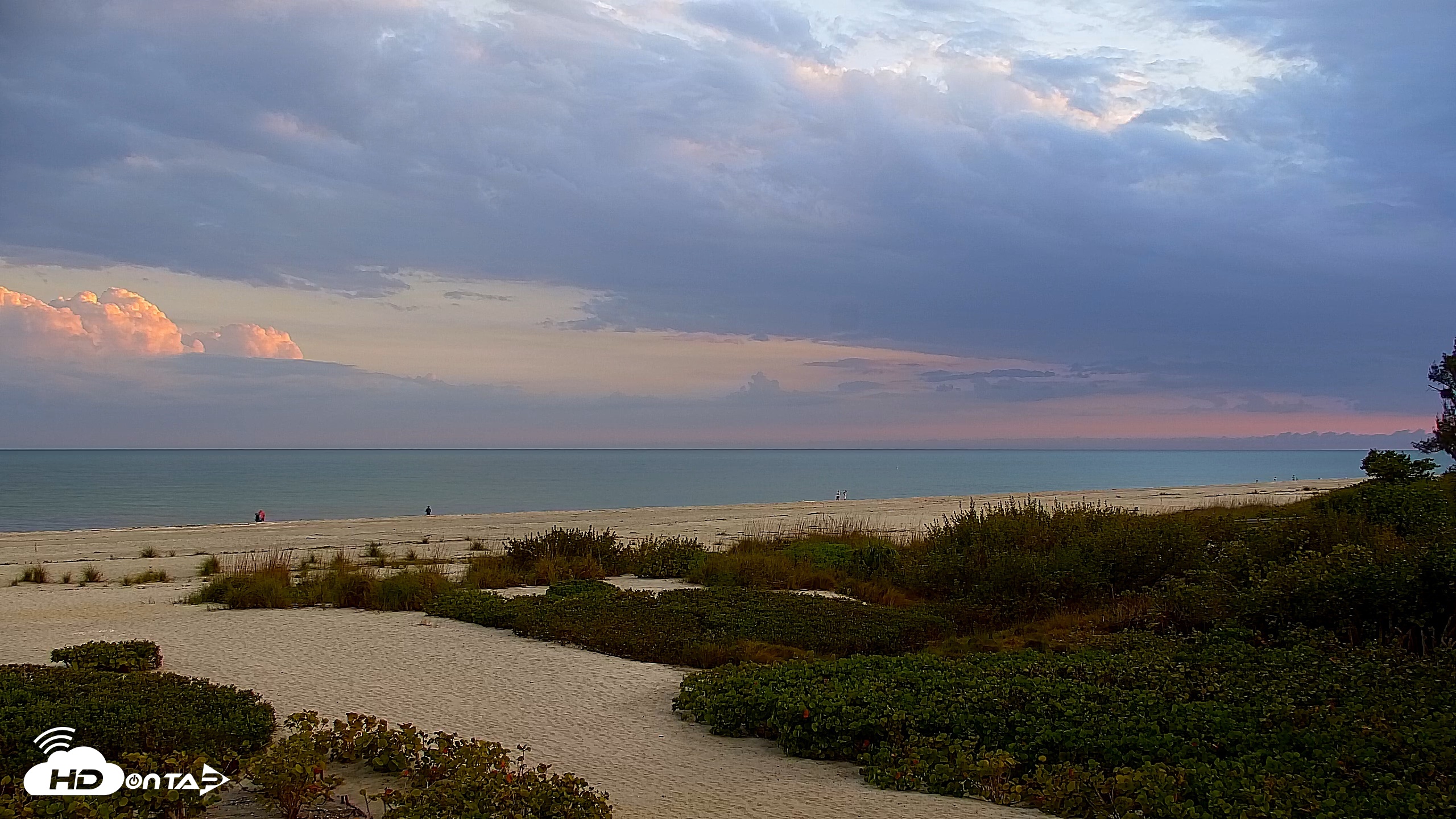 Snapshot of Sanibel Island Florida Live Beach Webcam taken Apr 27, 2026, 7:52pm EDT