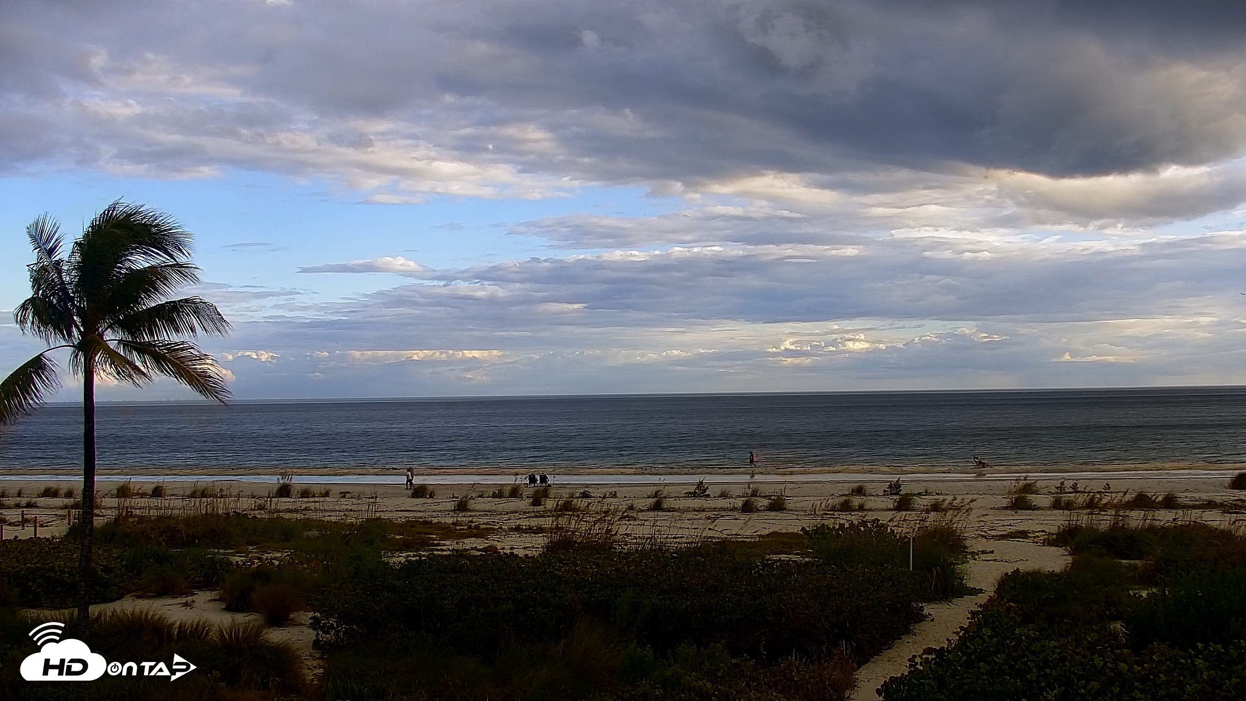 Snapshot of Sanibel Island Florida Live Beach Webcam taken Oct 28, 2026, 5:32pm EDT