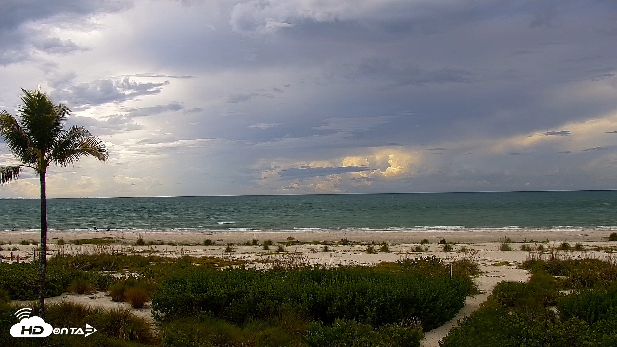 Snapshot of Sanibel Island Florida Live Beach Webcam taken Sep 3, 2026, 10:43am EDT