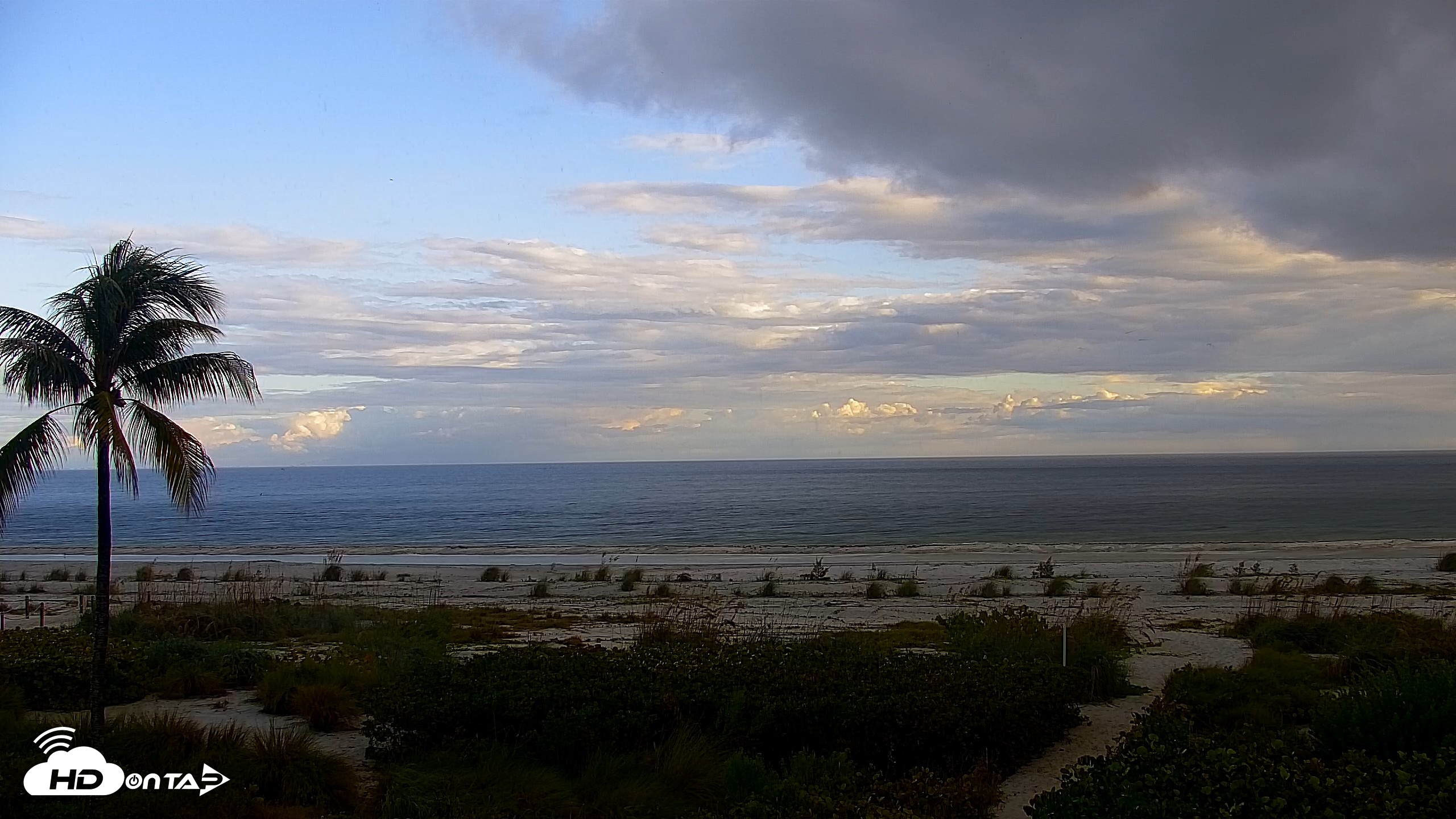 Snapshot of Sanibel Island Florida Live Beach Webcam taken Oct 28, 2026, 5:43pm EDT