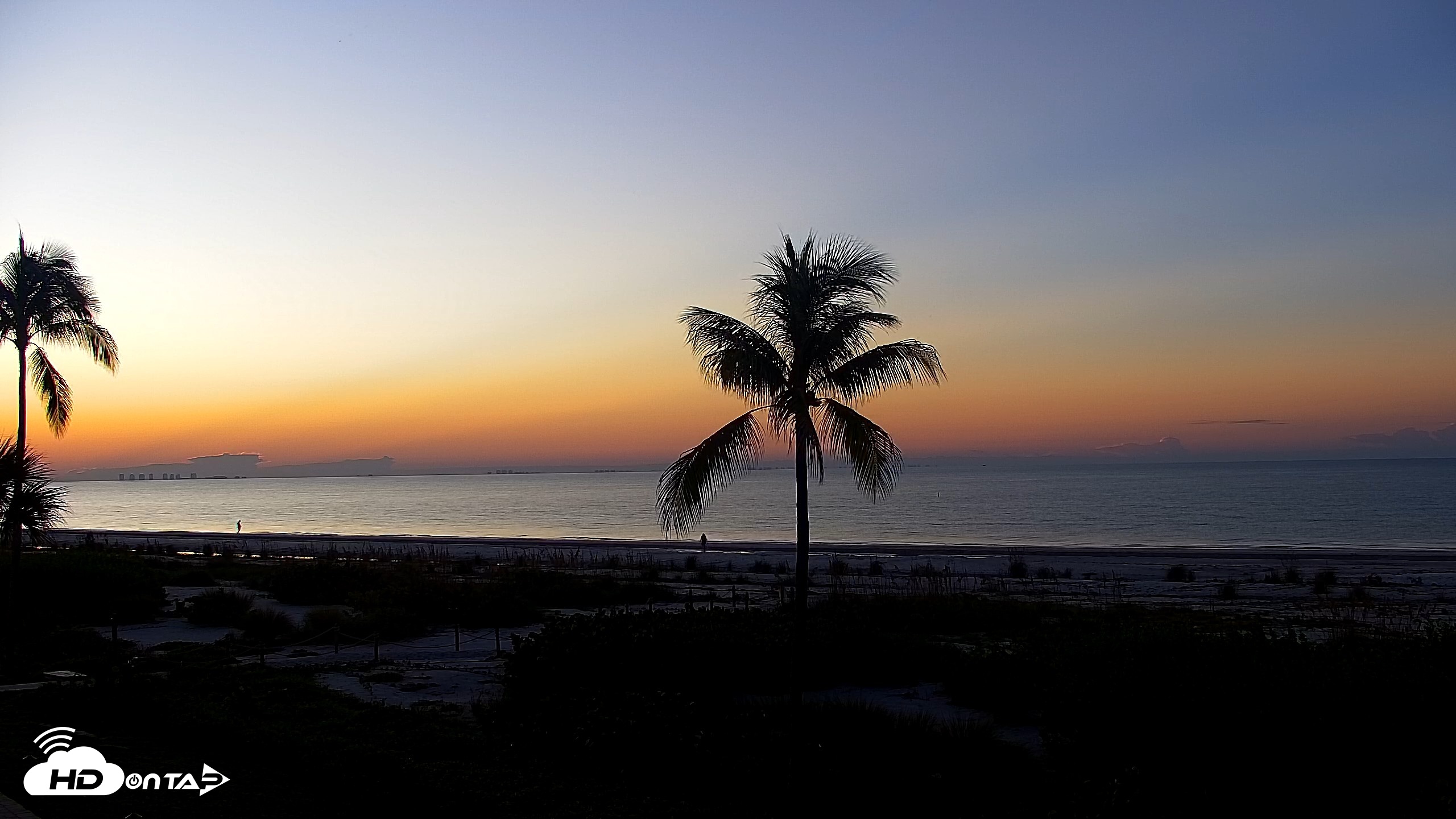 Snapshot of Sanibel Island Florida Live Beach Webcam taken Oct 13, 2026, 7:19am EDT