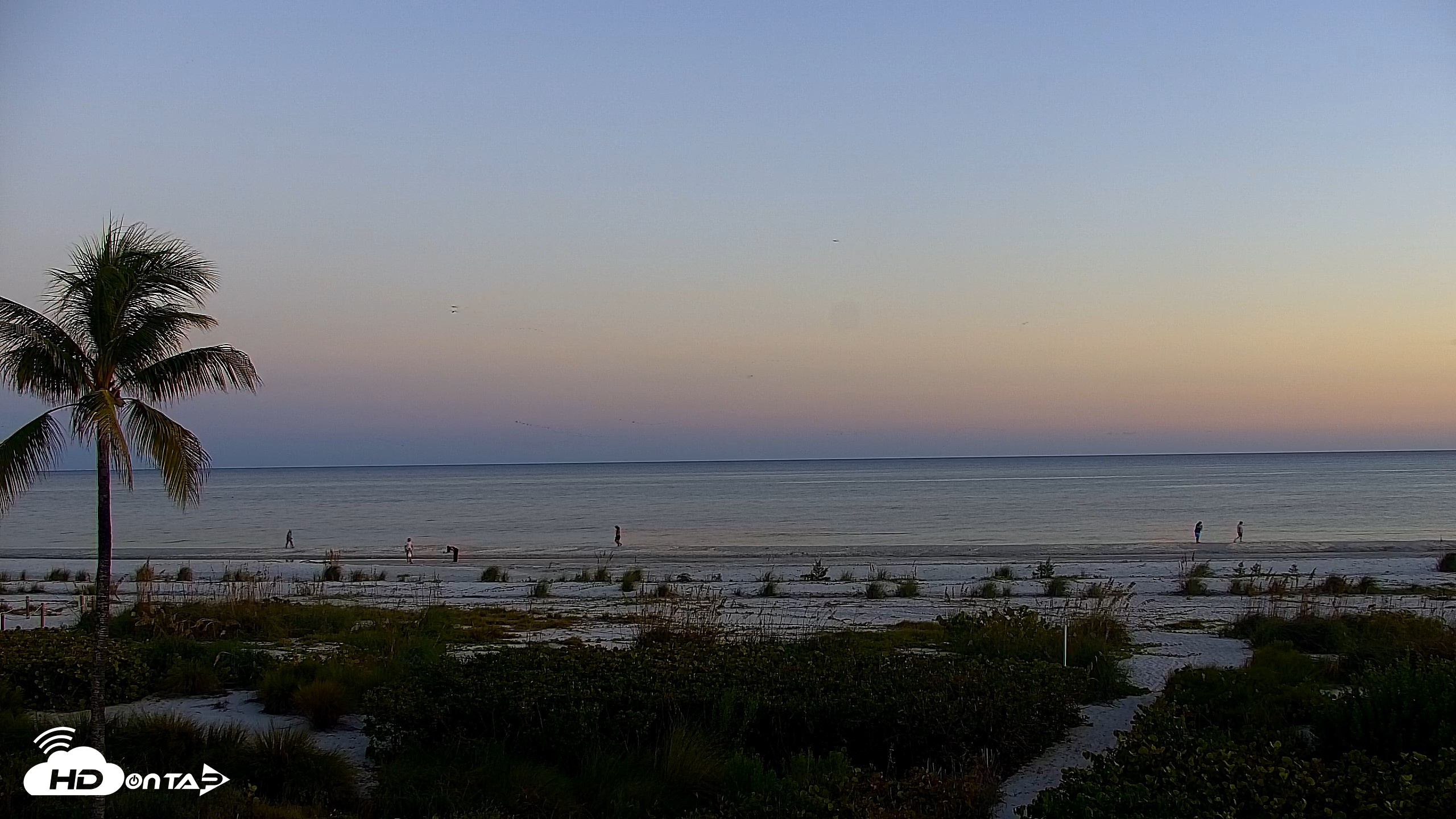 Snapshot of Sanibel Island Florida Live Beach Webcam taken Oct 21, 2026, 6:58pm EDT