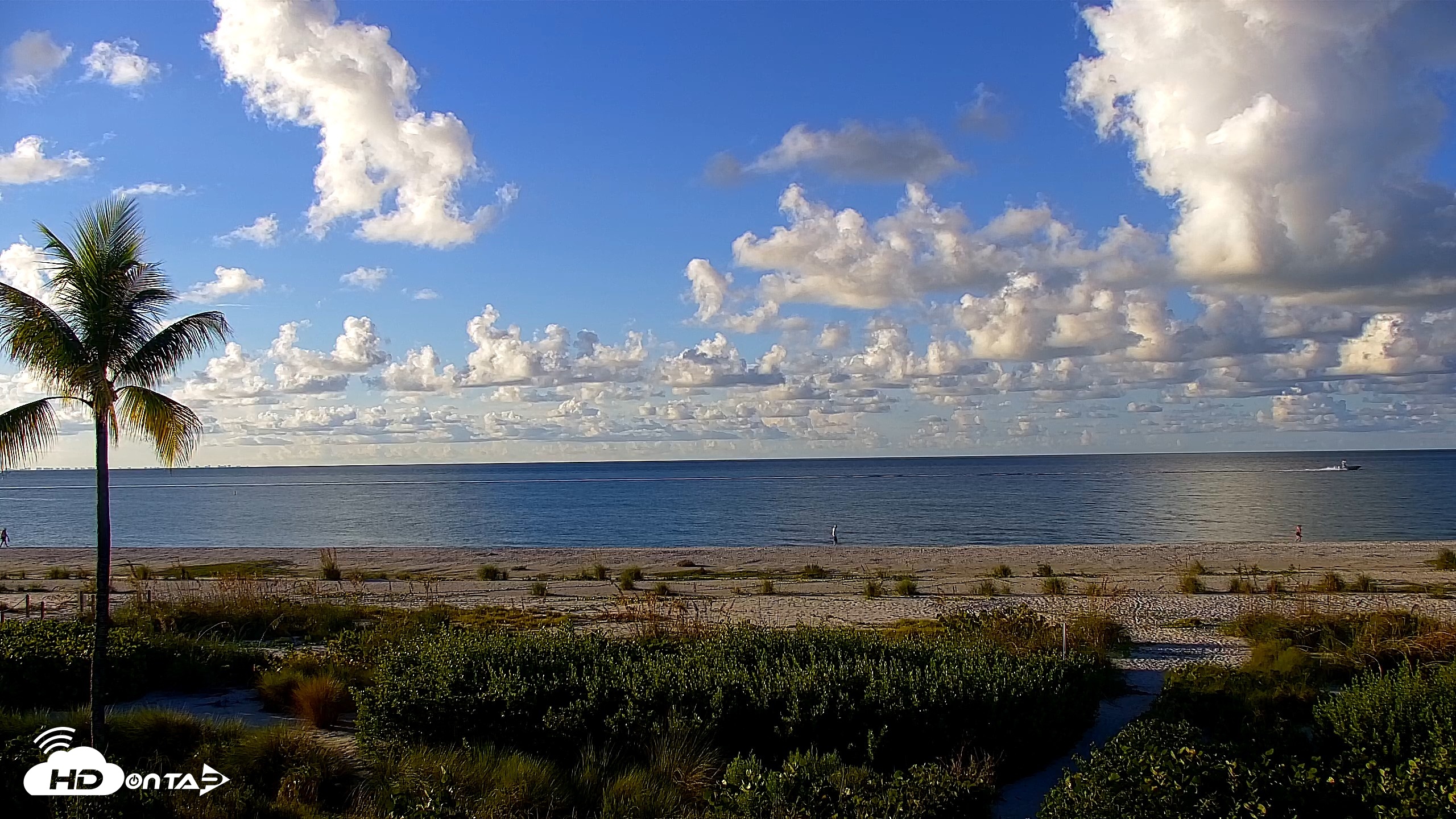 Snapshot of Sanibel Island Florida Live Beach Webcam taken Sep 7, 2026, 8:04am EDT
