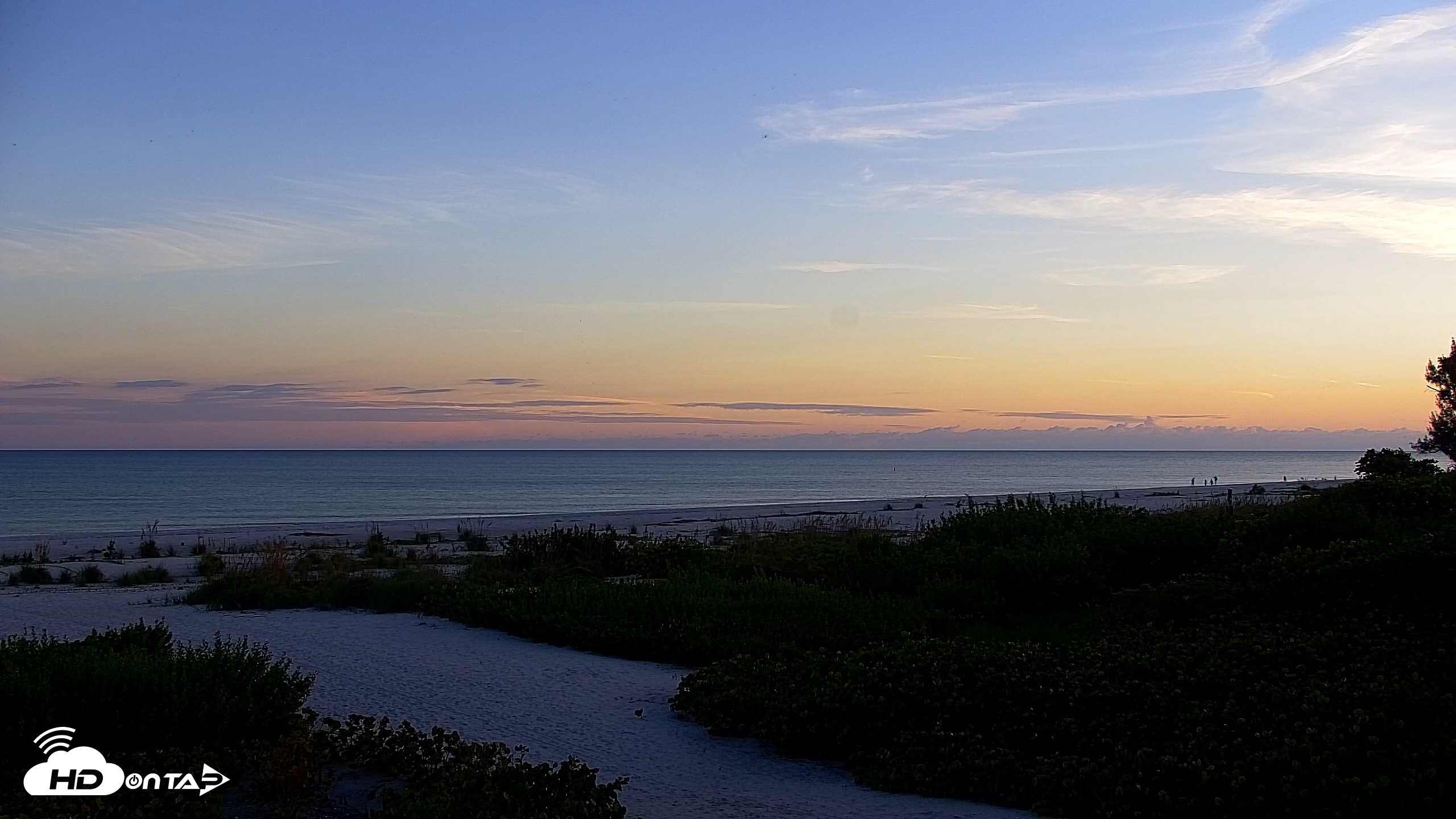 Snapshot of Sanibel Island Florida Live Beach Webcam taken Sep 25, 2026, 7:15pm EDT