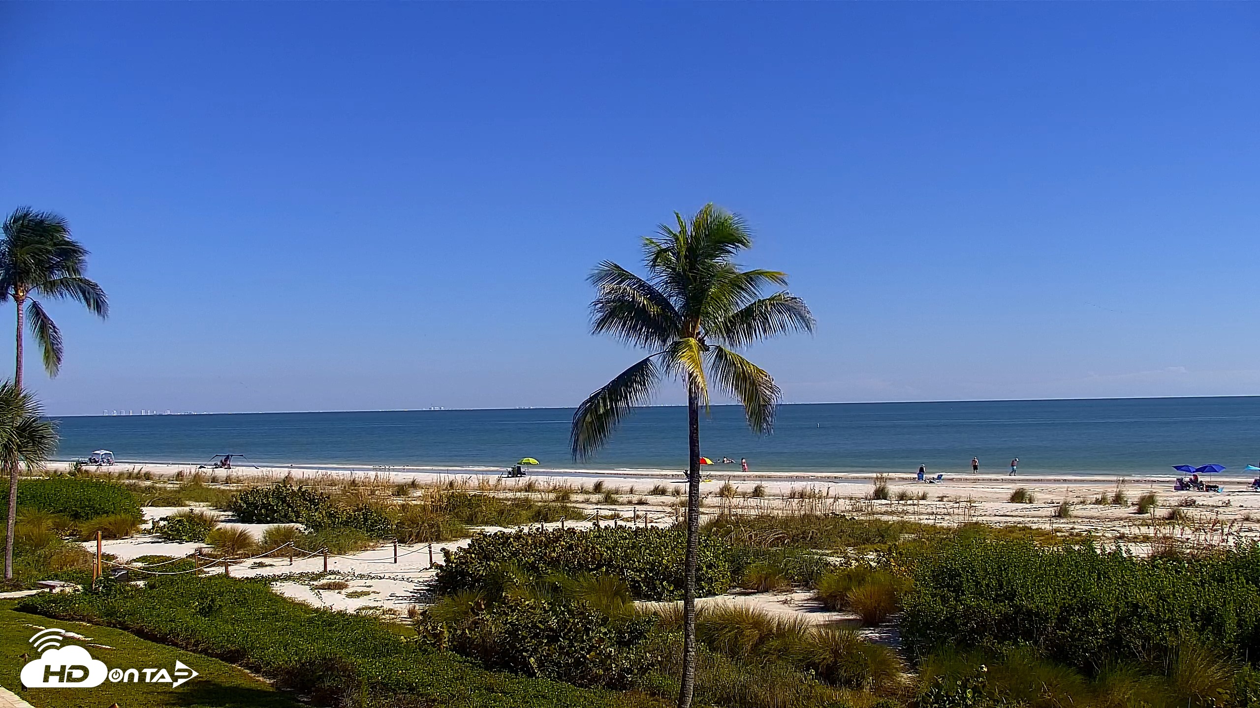 Snapshot of Sanibel Island Florida Live Beach Webcam taken Oct 13, 2026, 3:42pm EDT