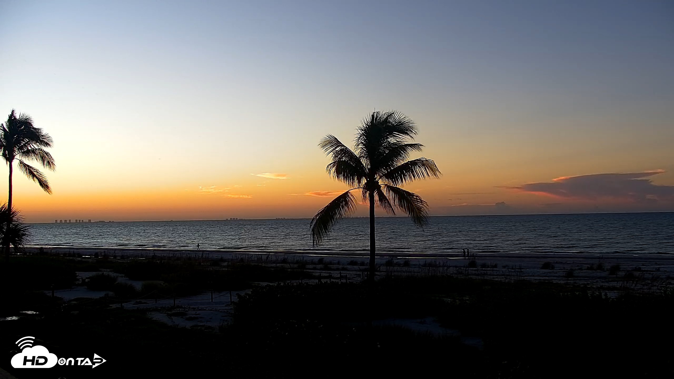 Snapshot of Sanibel Island Florida Live Beach Webcam taken Oct 15, 2026, 7:20am EDT