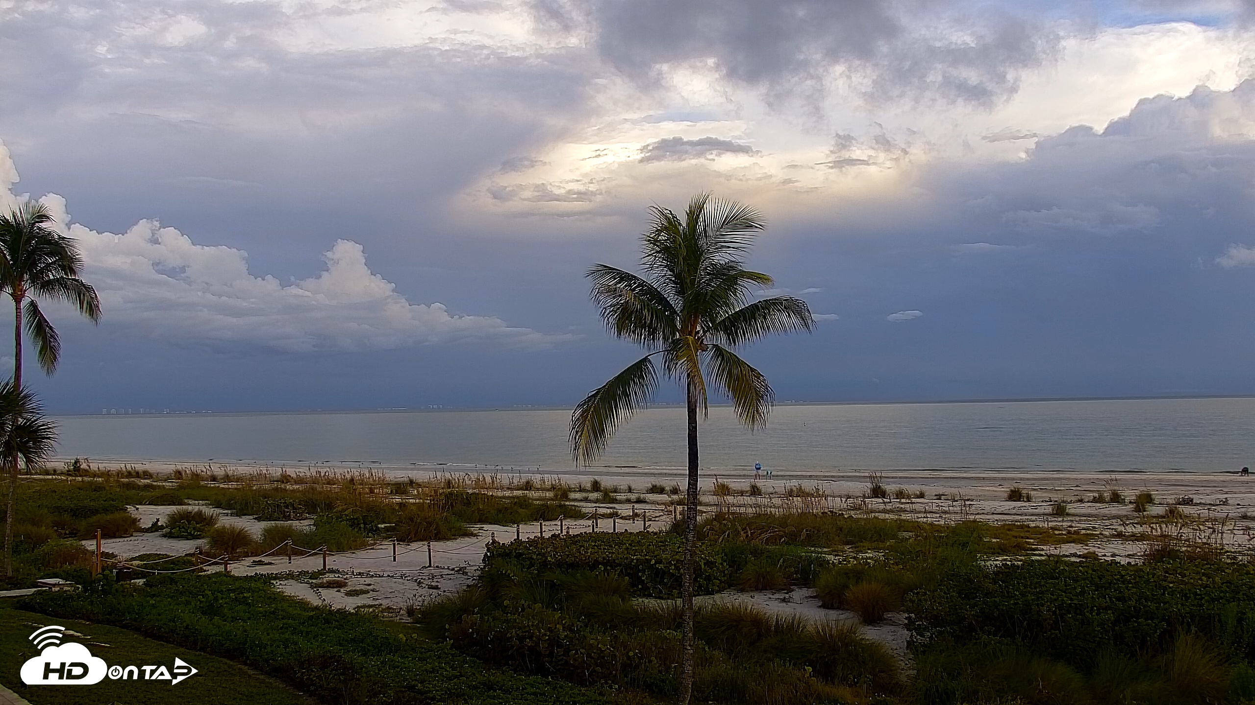 Snapshot of Sanibel Island Florida Live Beach Webcam taken Oct 16, 2026, 6:31pm EDT
