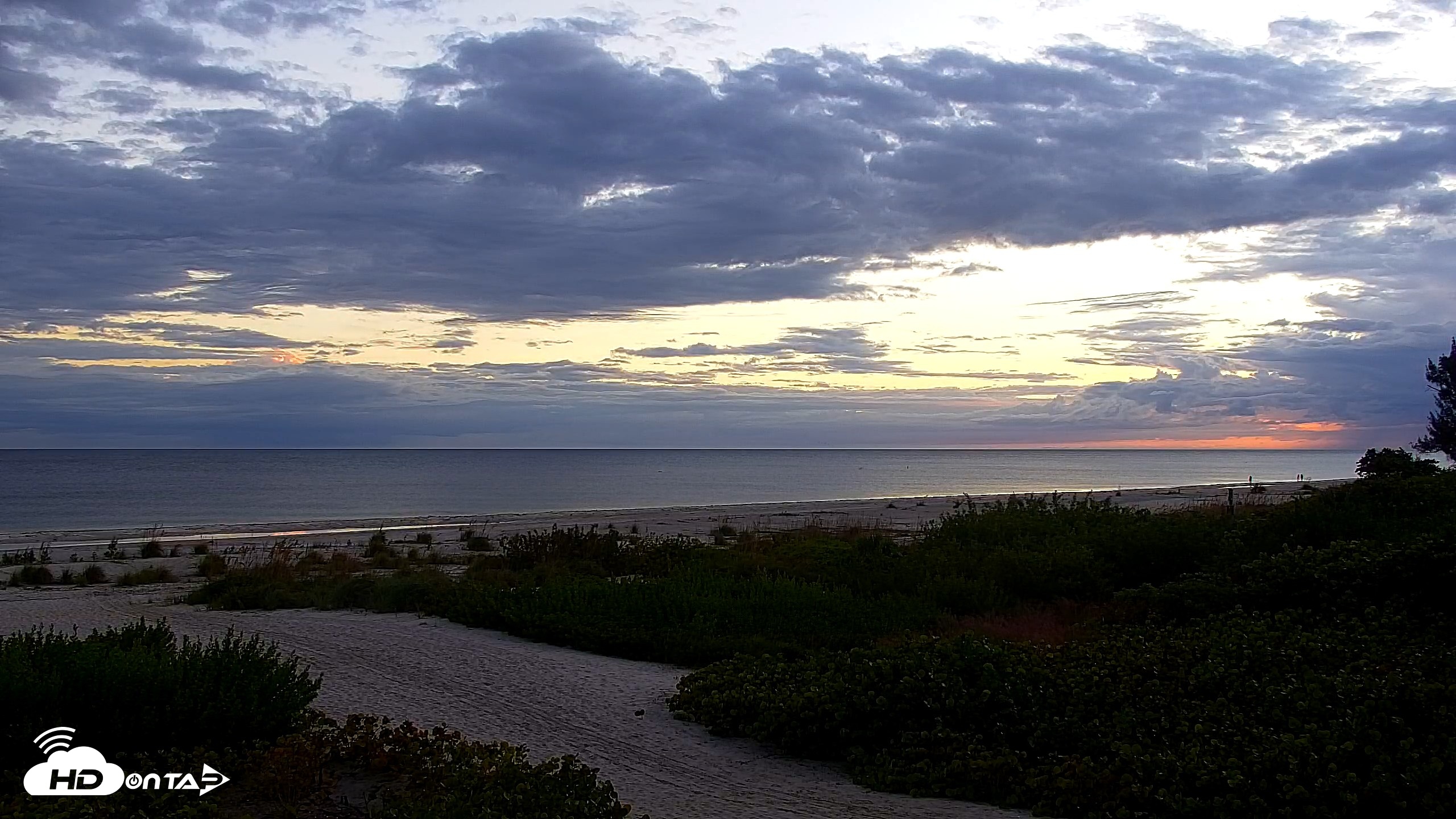 Snapshot of Sanibel Island Florida Live Beach Webcam taken Oct 28, 2026, 6:51pm EDT