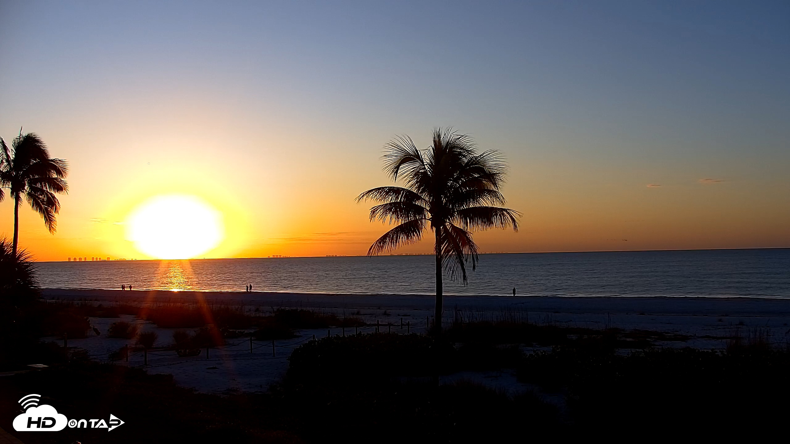 Snapshot of Sanibel Island Florida Live Beach Webcam taken Jan 21, 2026, 7:26am EST