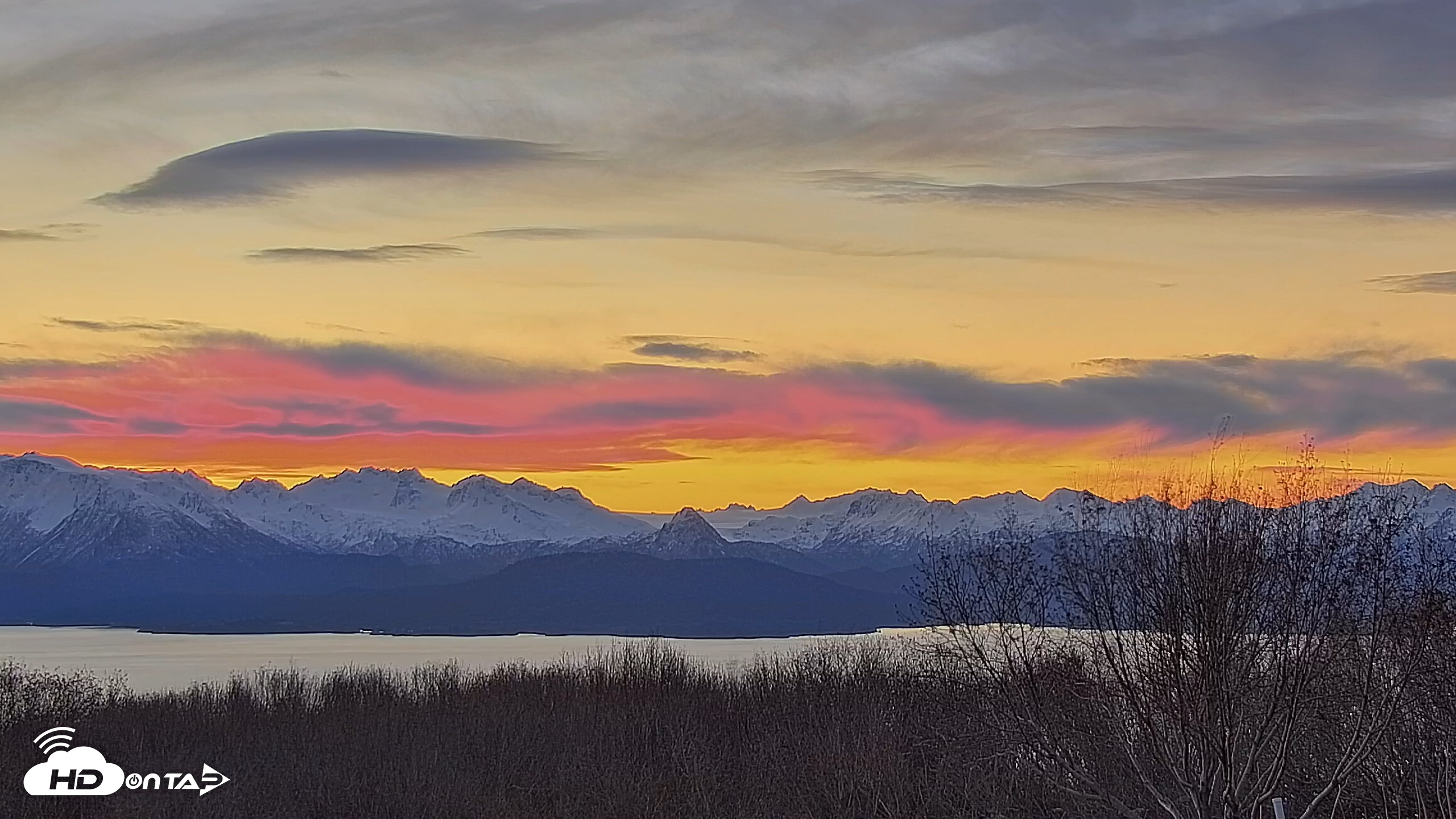 Snapshot of Inspiration Ridge - Homer Alaska Live Webcam taken Dec 10, 2025, 9:32am AKST