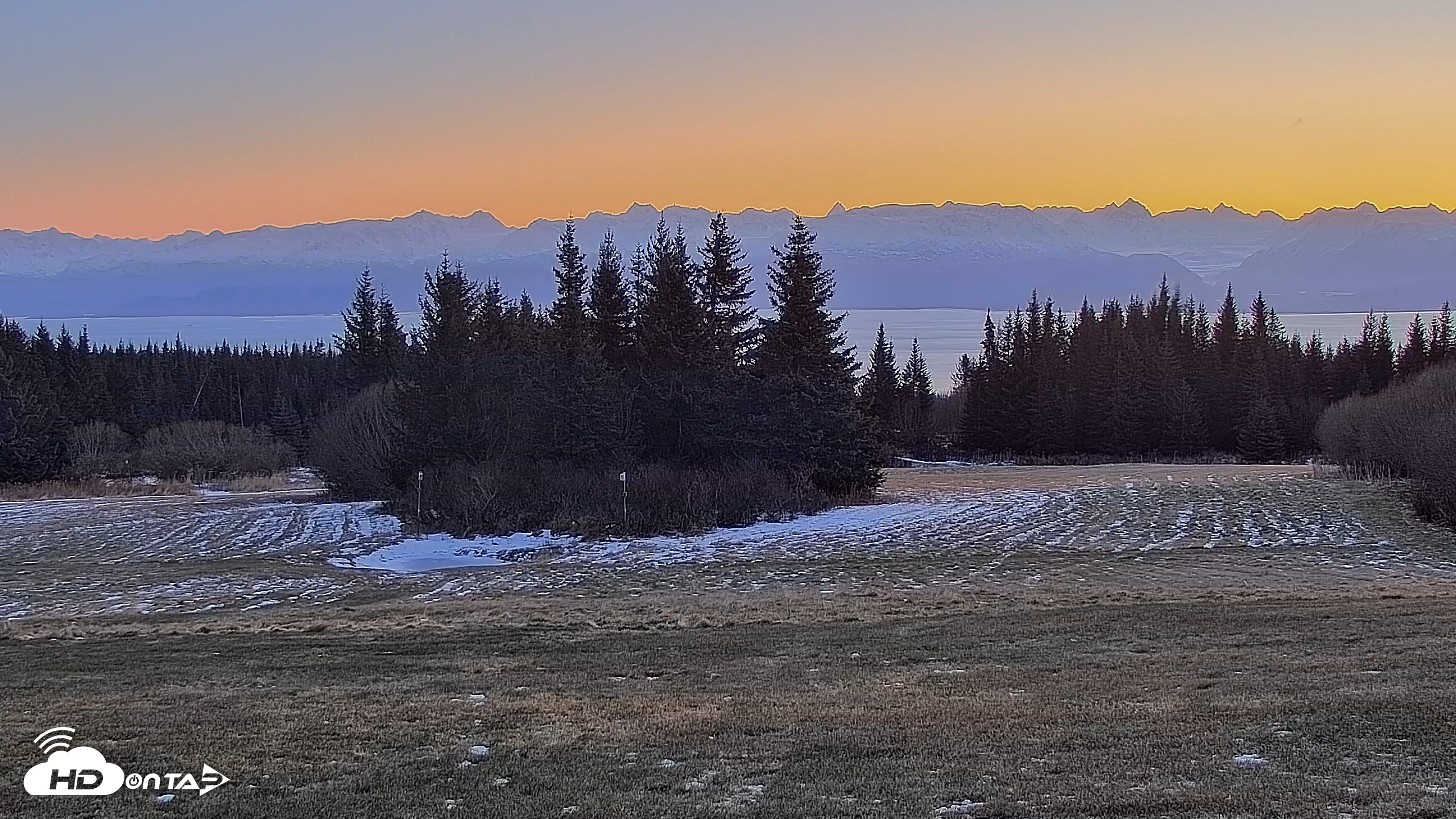Snapshot of Inspiration Ridge - Homer Alaska Live Webcam taken Dec 14, 2025, 9:37am AKST