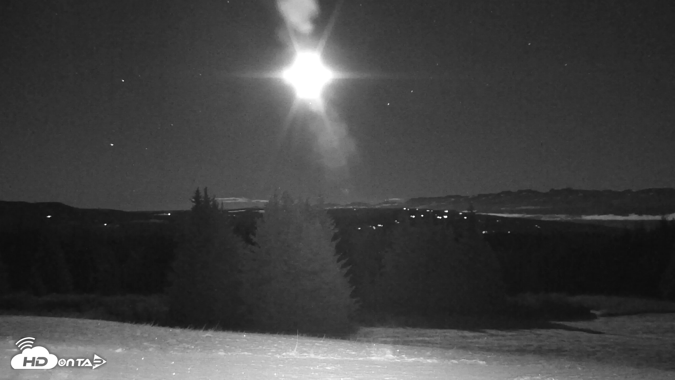 Snapshot of Inspiration Ridge - Homer Alaska Live Webcam taken Nov 8, 2025, 8:35pm AKST