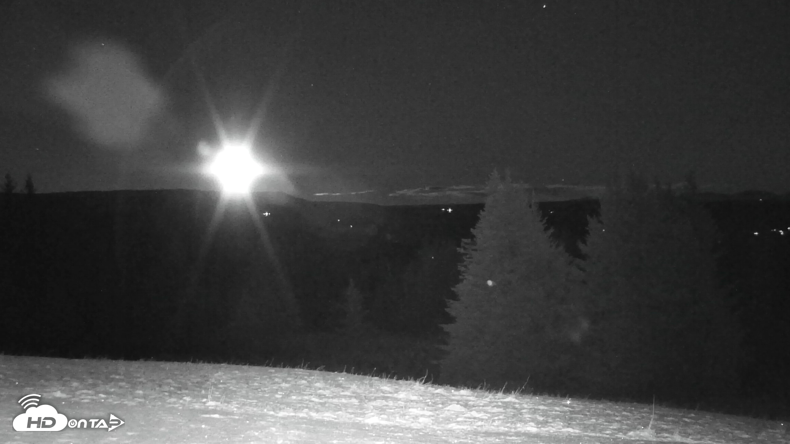 Snapshot of Inspiration Ridge - Homer Alaska Live Webcam taken Nov 8, 2025, 6:58pm AKST