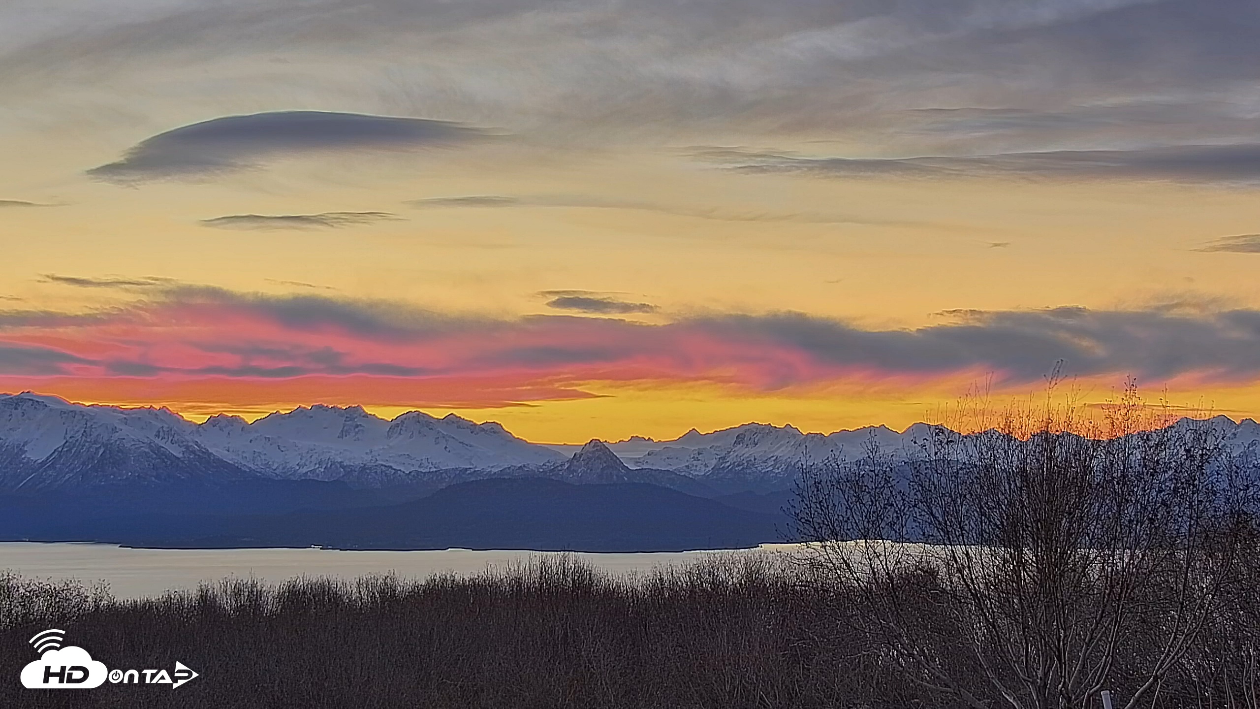 Snapshot of Inspiration Ridge - Homer Alaska Live Webcam taken Dec 10, 2025, 9:32am AKST