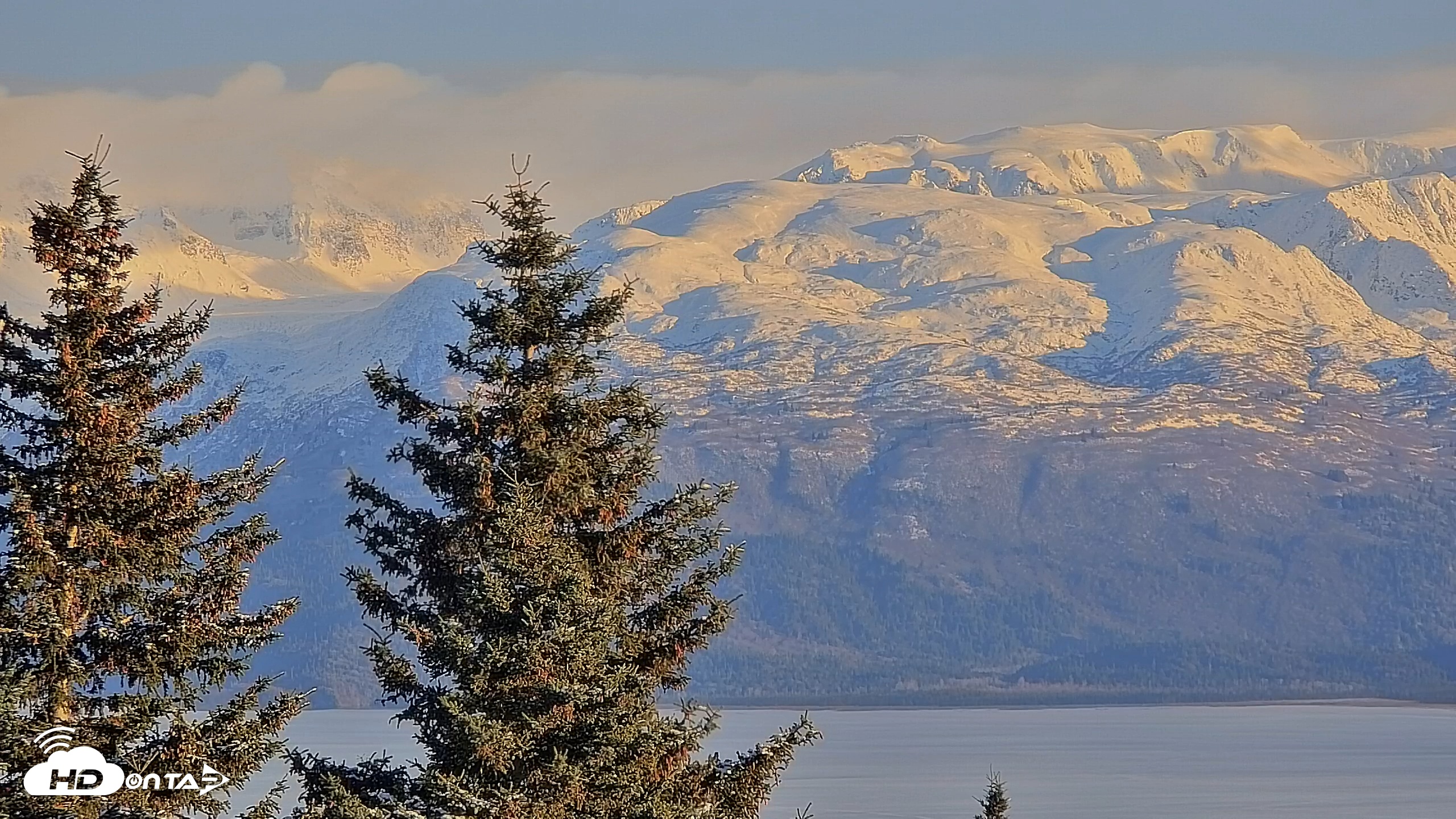 Snapshot of Inspiration Ridge - Homer Alaska Live Webcam taken Nov 6, 2025, 3:32pm AKST