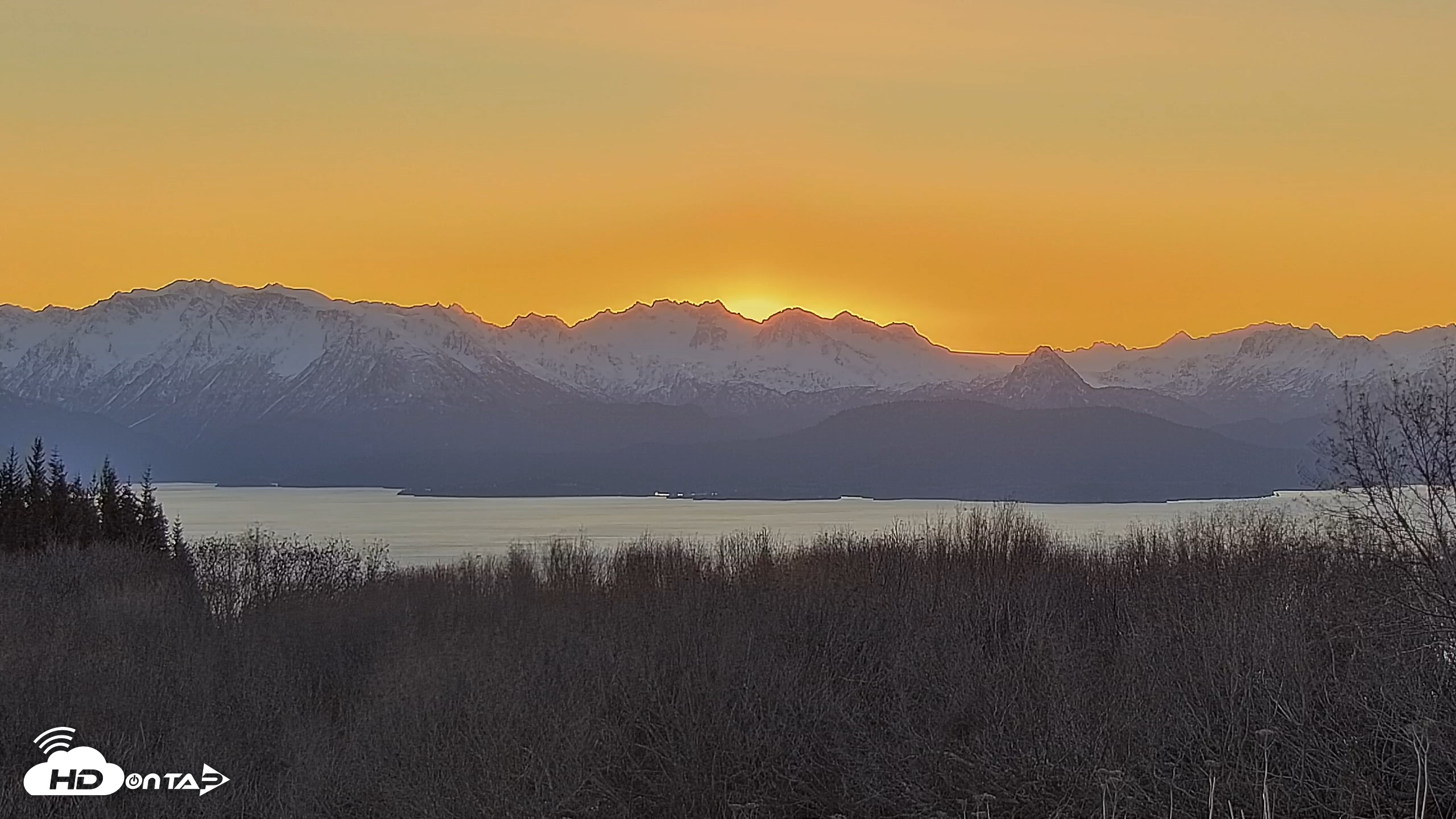 Snapshot of Inspiration Ridge - Homer Alaska Live Webcam taken Dec 15, 2025, 10:08am AKST