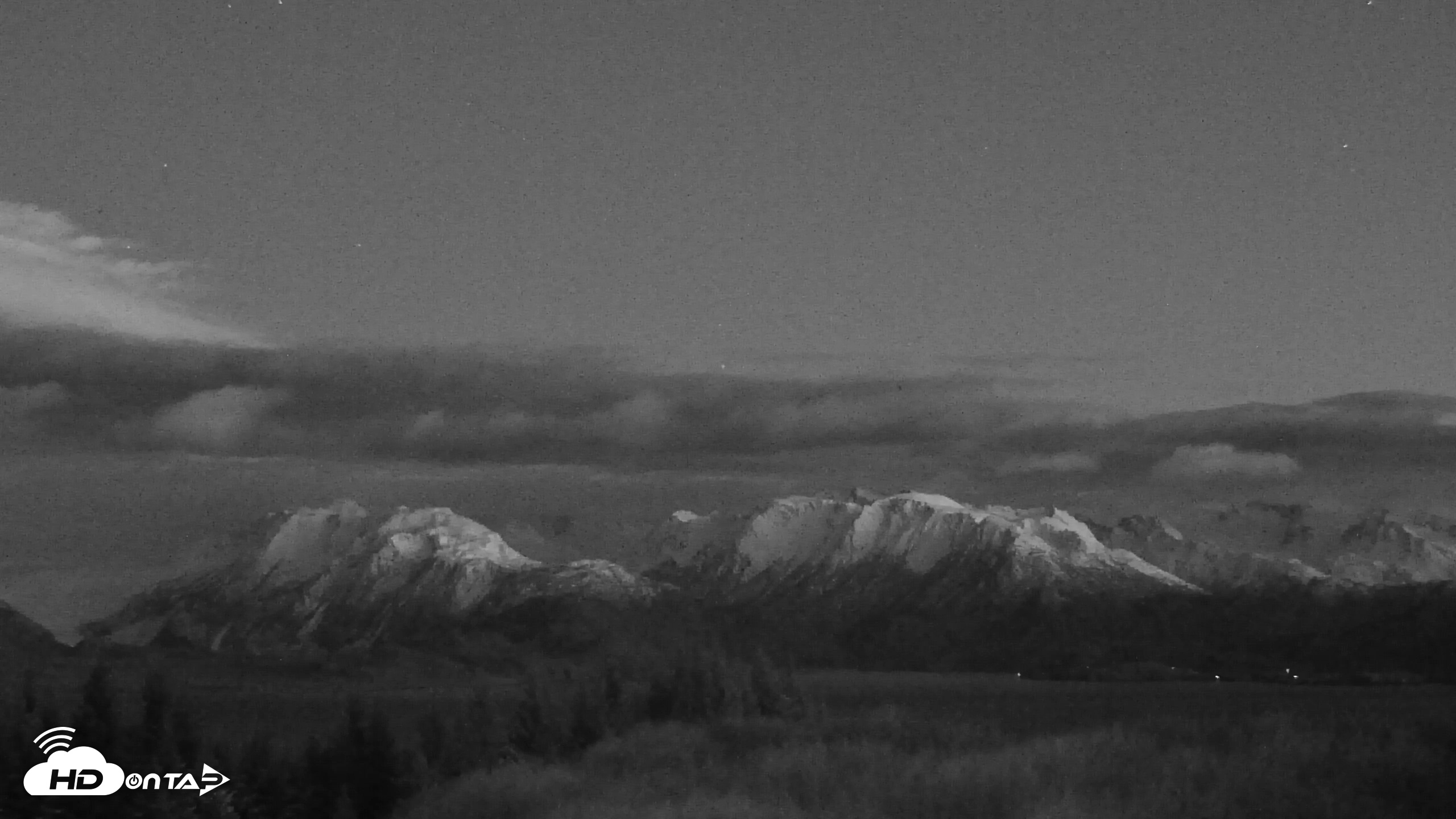 Snapshot of Inspiration Ridge - Homer Alaska Live Webcam taken Nov 6, 2025, 6:17pm AKST